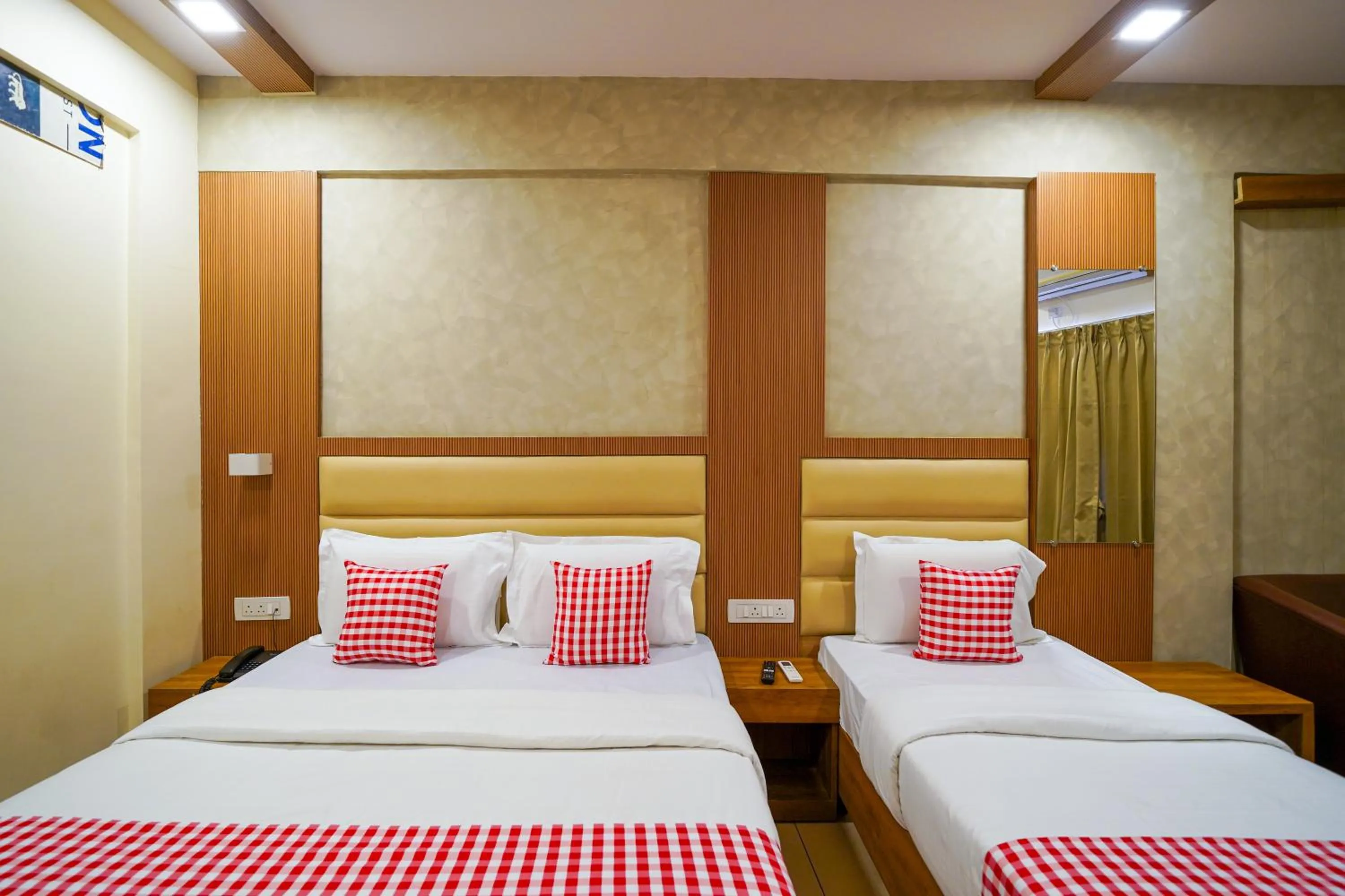 Bed in Open Hotel by Olive - Hilvon Business Hotel
