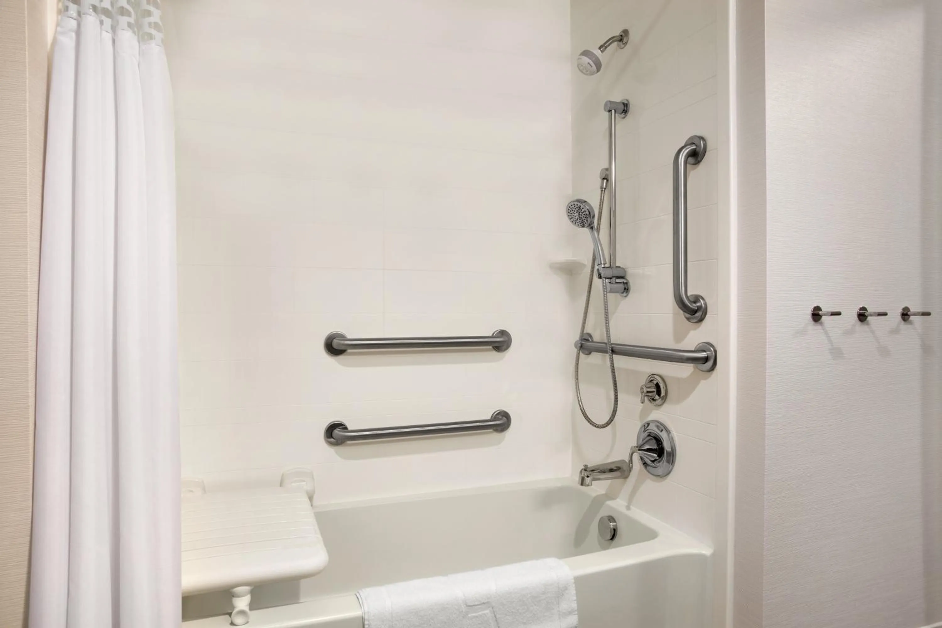 Hampton Inn & Suites Minooka