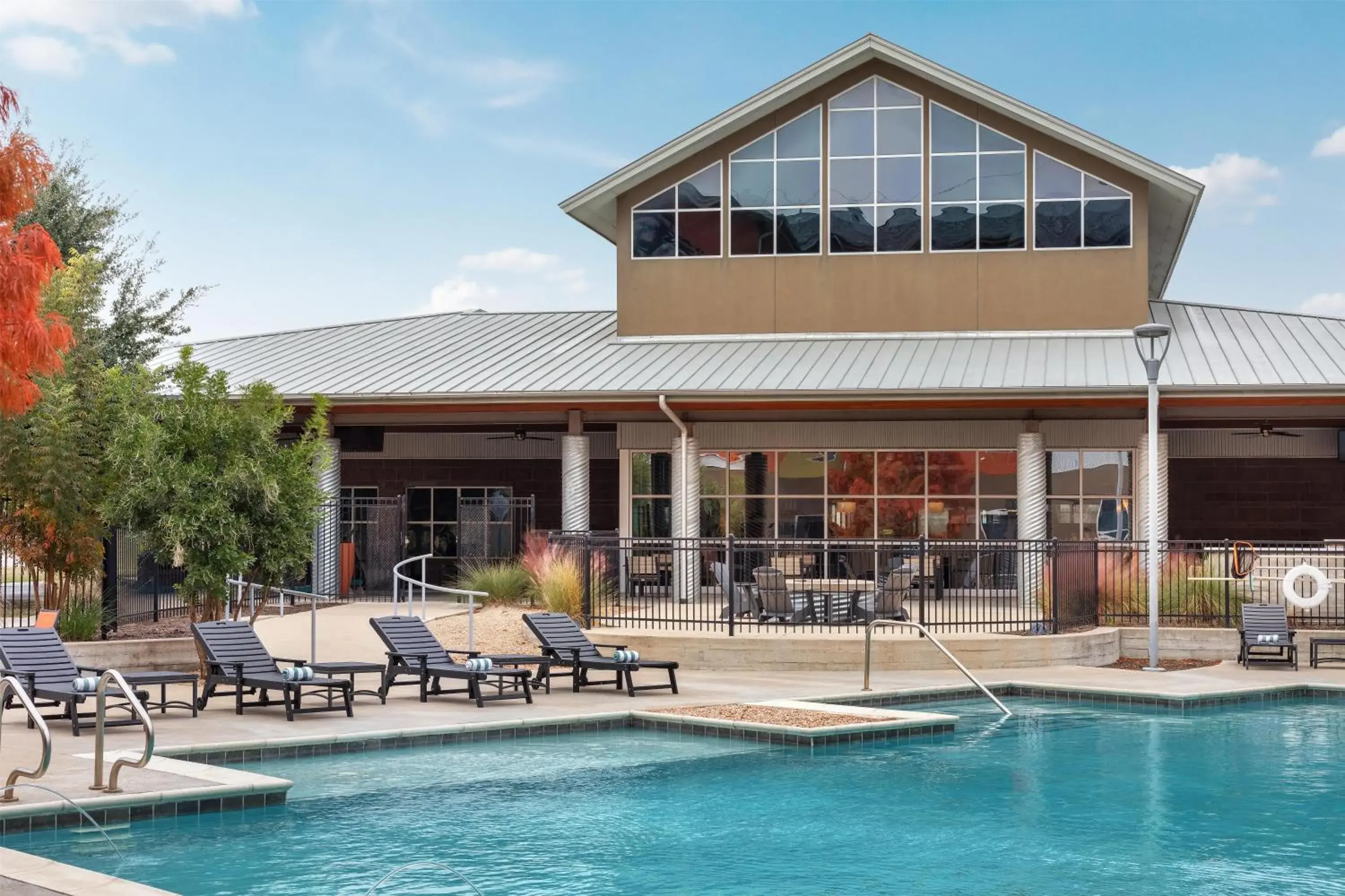 Pool view in Homewood Suites TechRidge Parmer @ I-35 Pool view in Homewood Suites TechRidge Parmer @ I-35