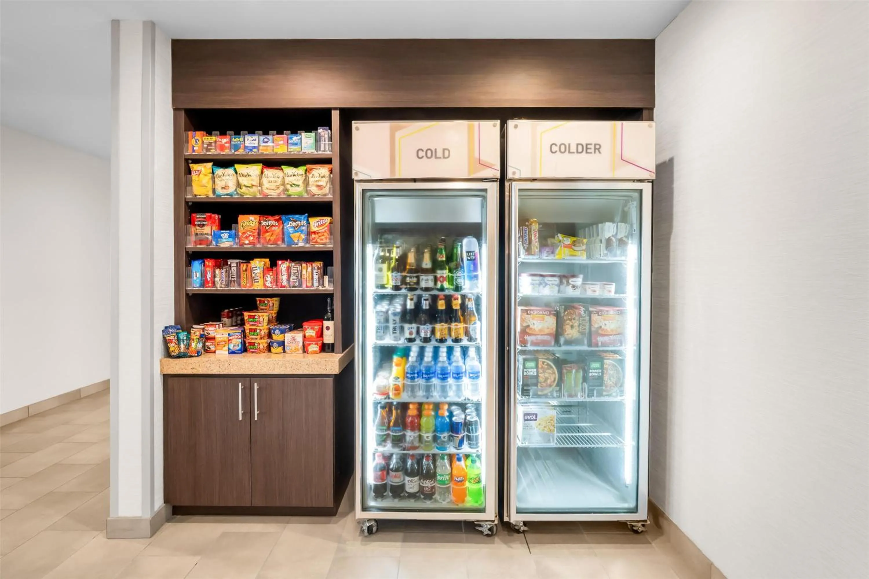 Restaurant/places to eat in Home2 Suites by Hilton Irving/DFW Airport North