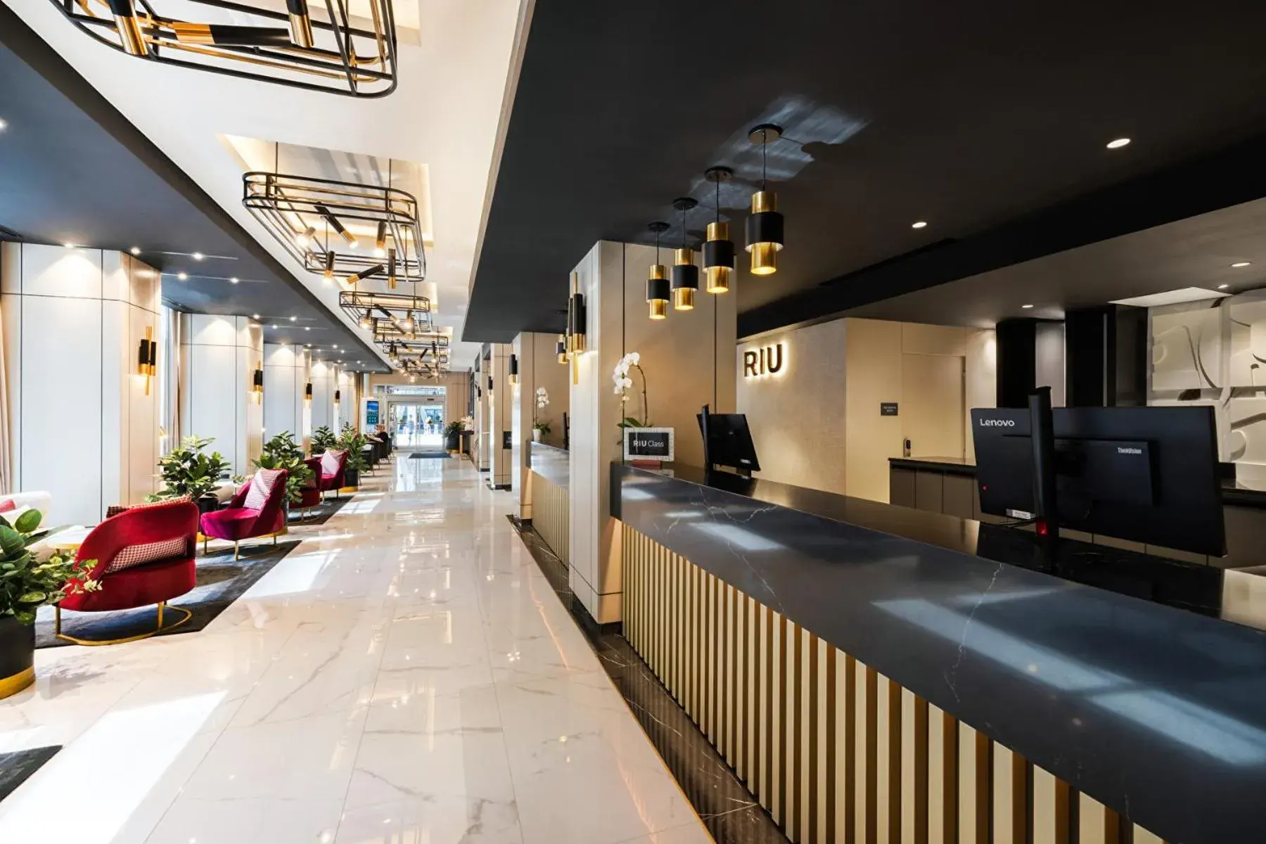 Lobby or reception in Riu Plaza Toronto Lobby or reception in Riu Plaza Toronto