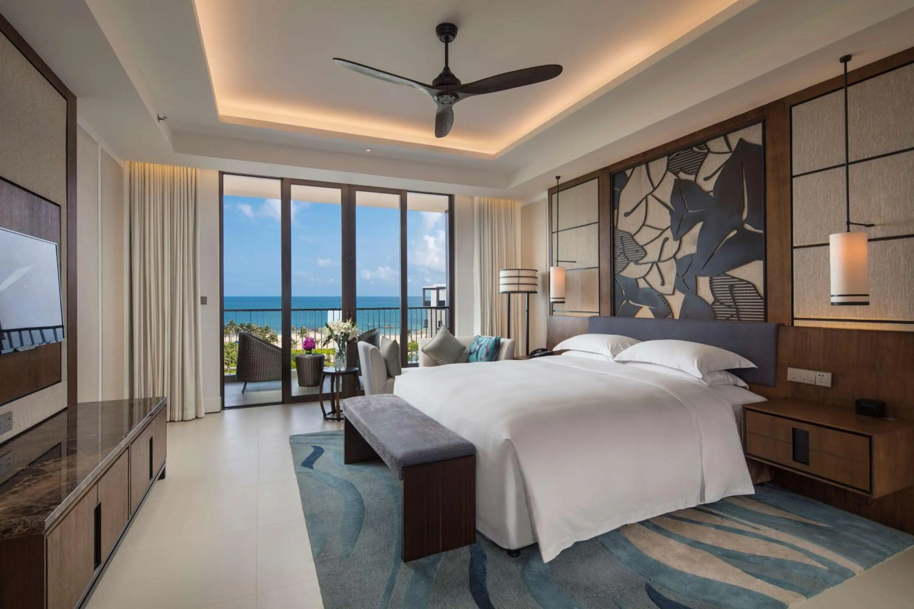 Bedroom, Bed in Hilton Wenchang