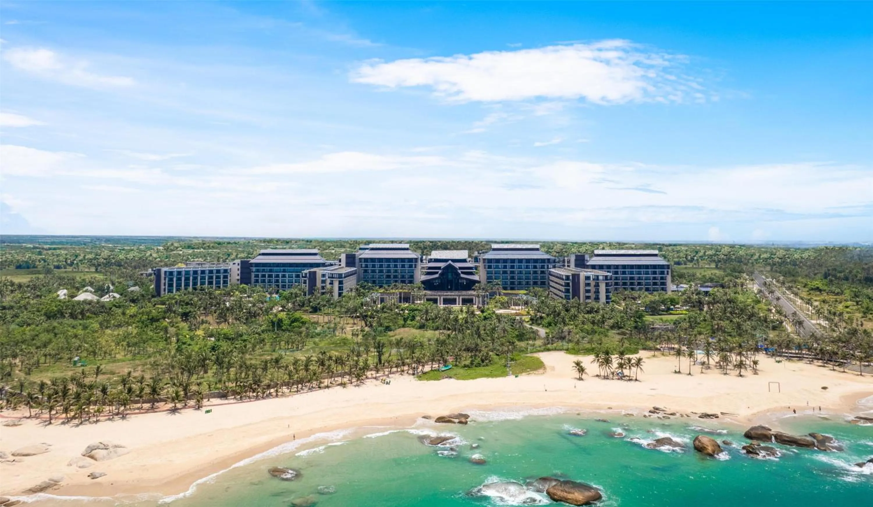 Property building in Hilton Wenchang