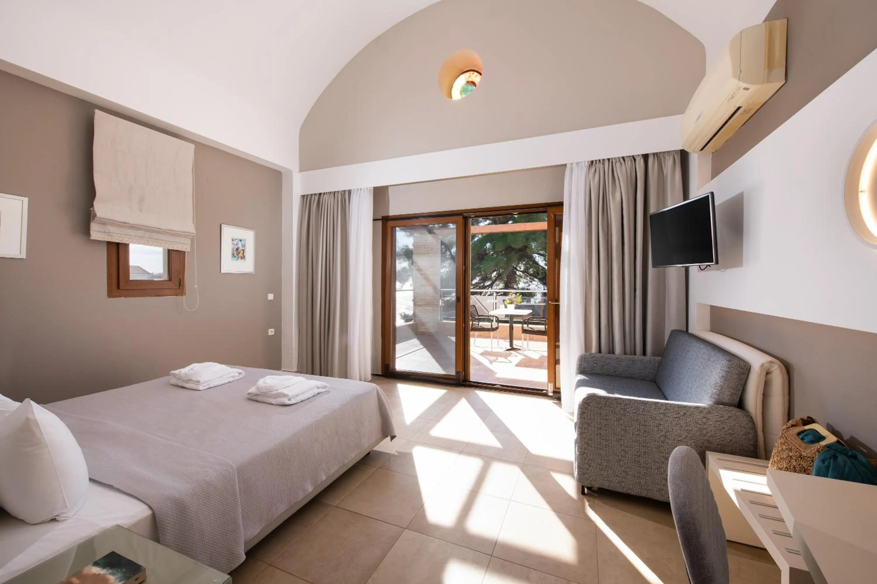 Bedroom, Bed in Olympion Sunset Halkidiki