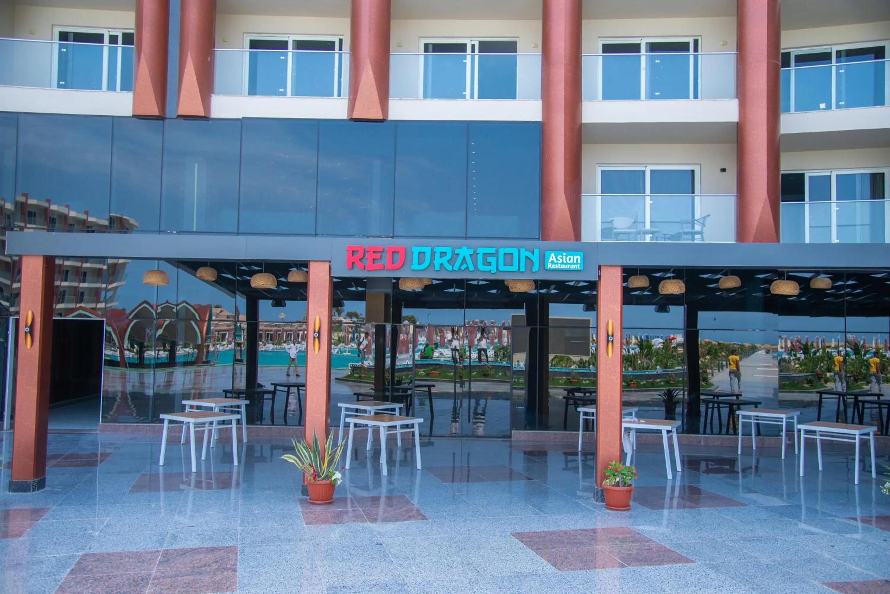 Restaurant/places to eat in Rewaya Majestic Resort