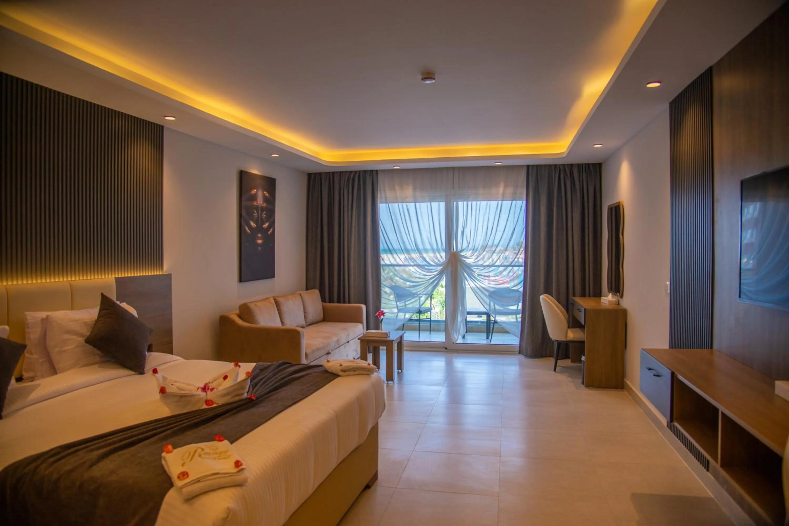 Bed in Rewaya Majestic Resort