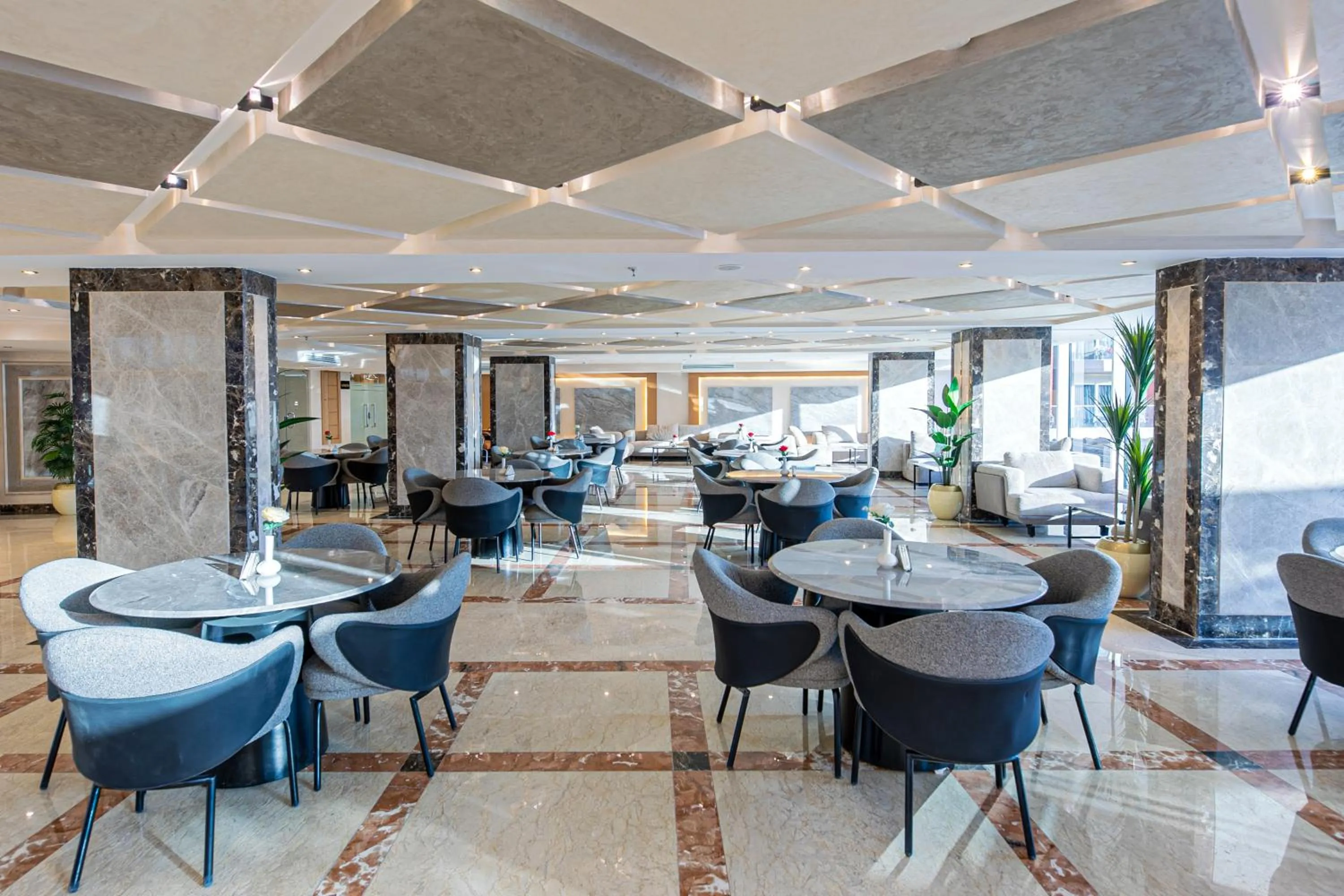 Lounge or bar in Rewaya Majestic Resort