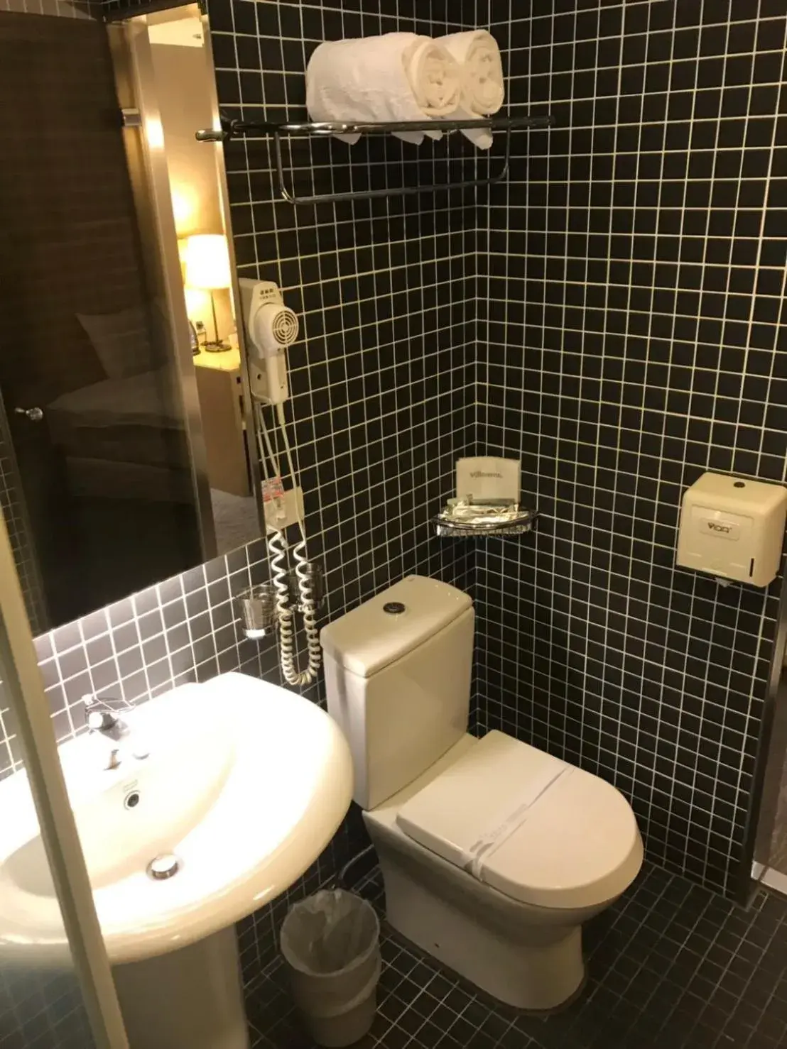 Bathroom in Lessing Hotel Qixian
