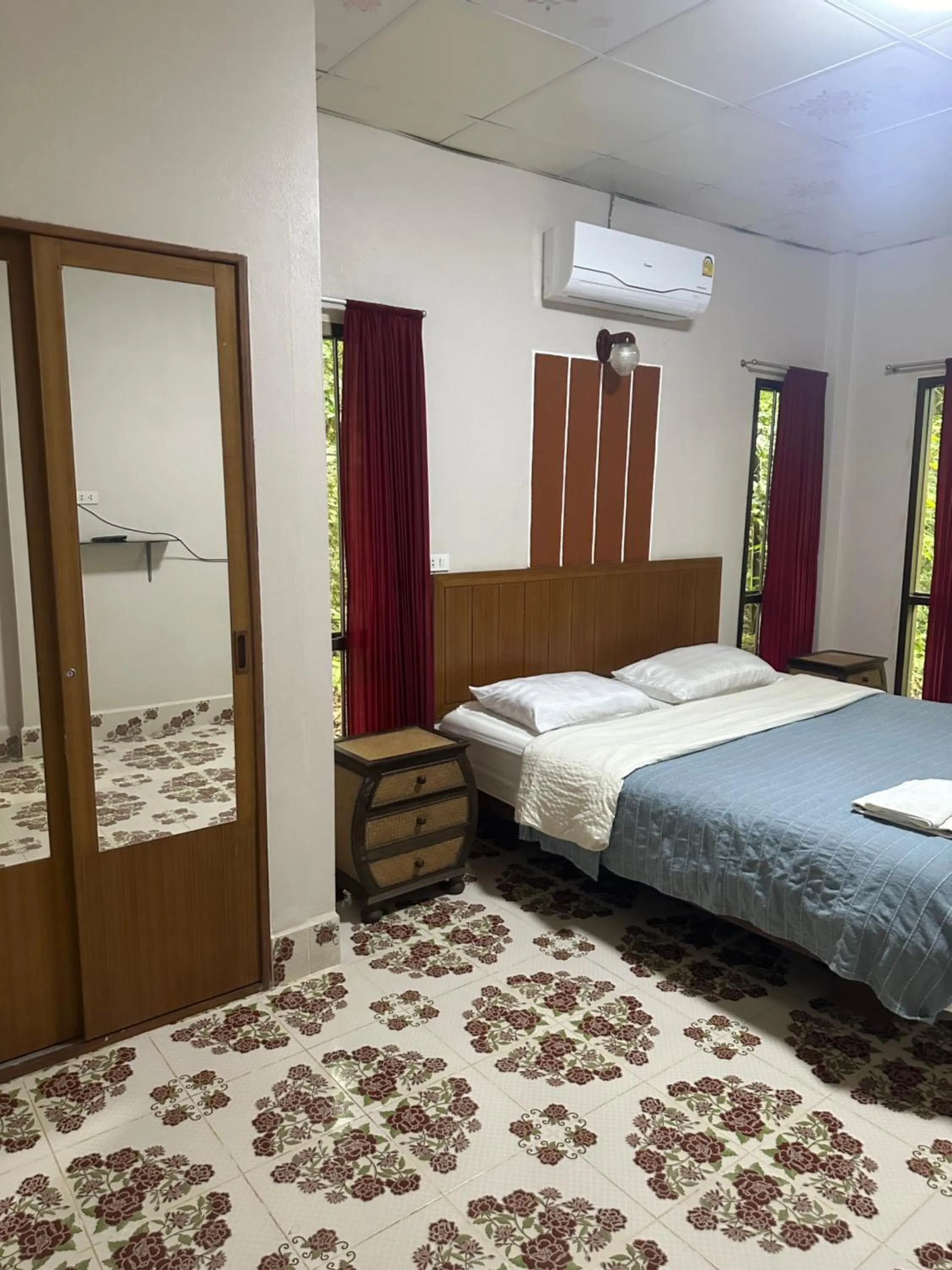 Bedroom, Bed in Fine Times Resort