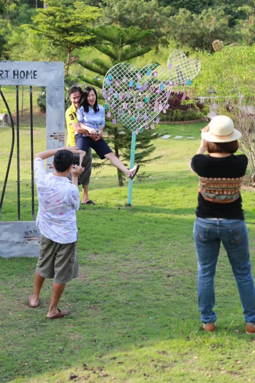 Property building in TonSilp Art Home Property building in TonSilp Art Home