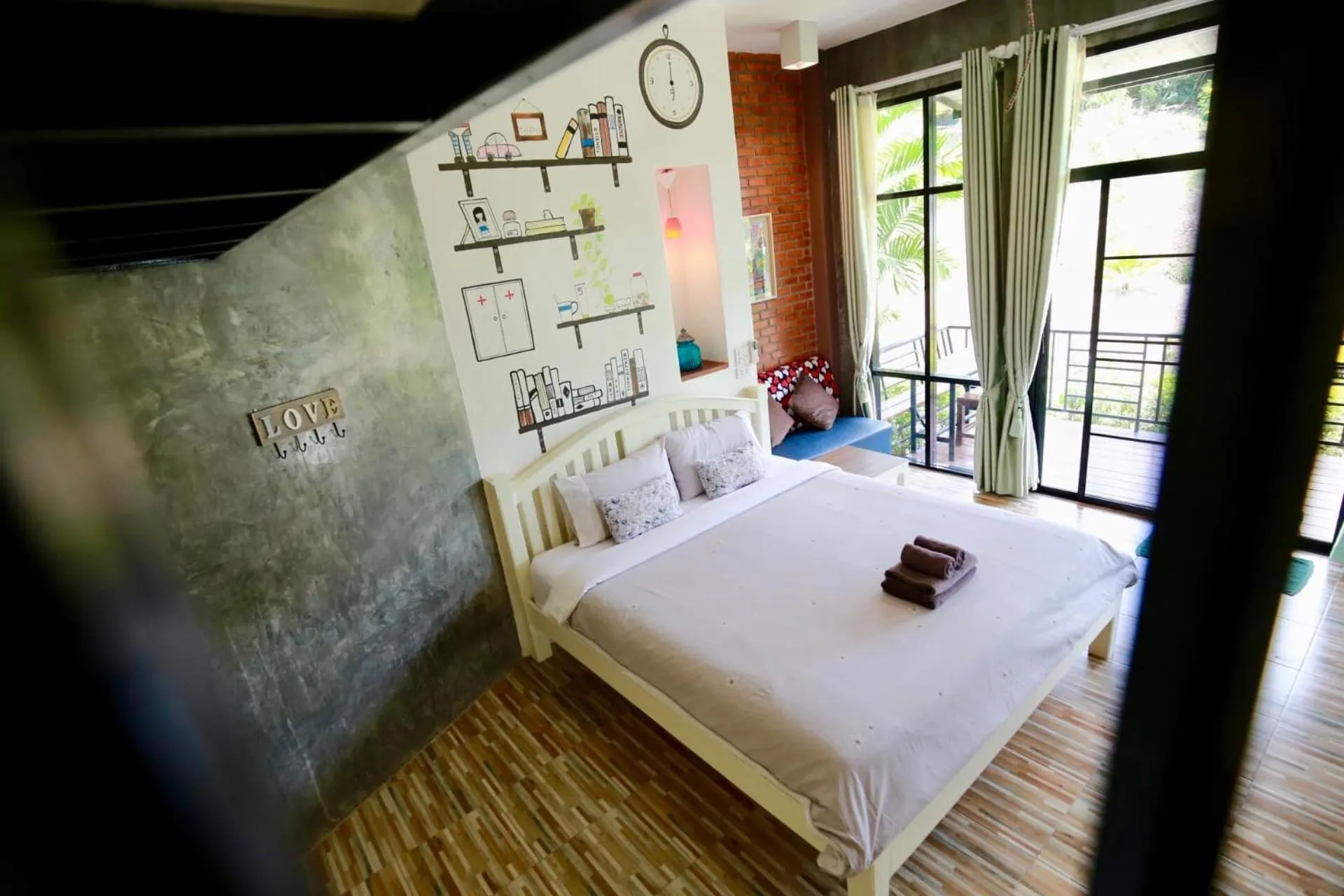 Bed in TonSilp Art Home