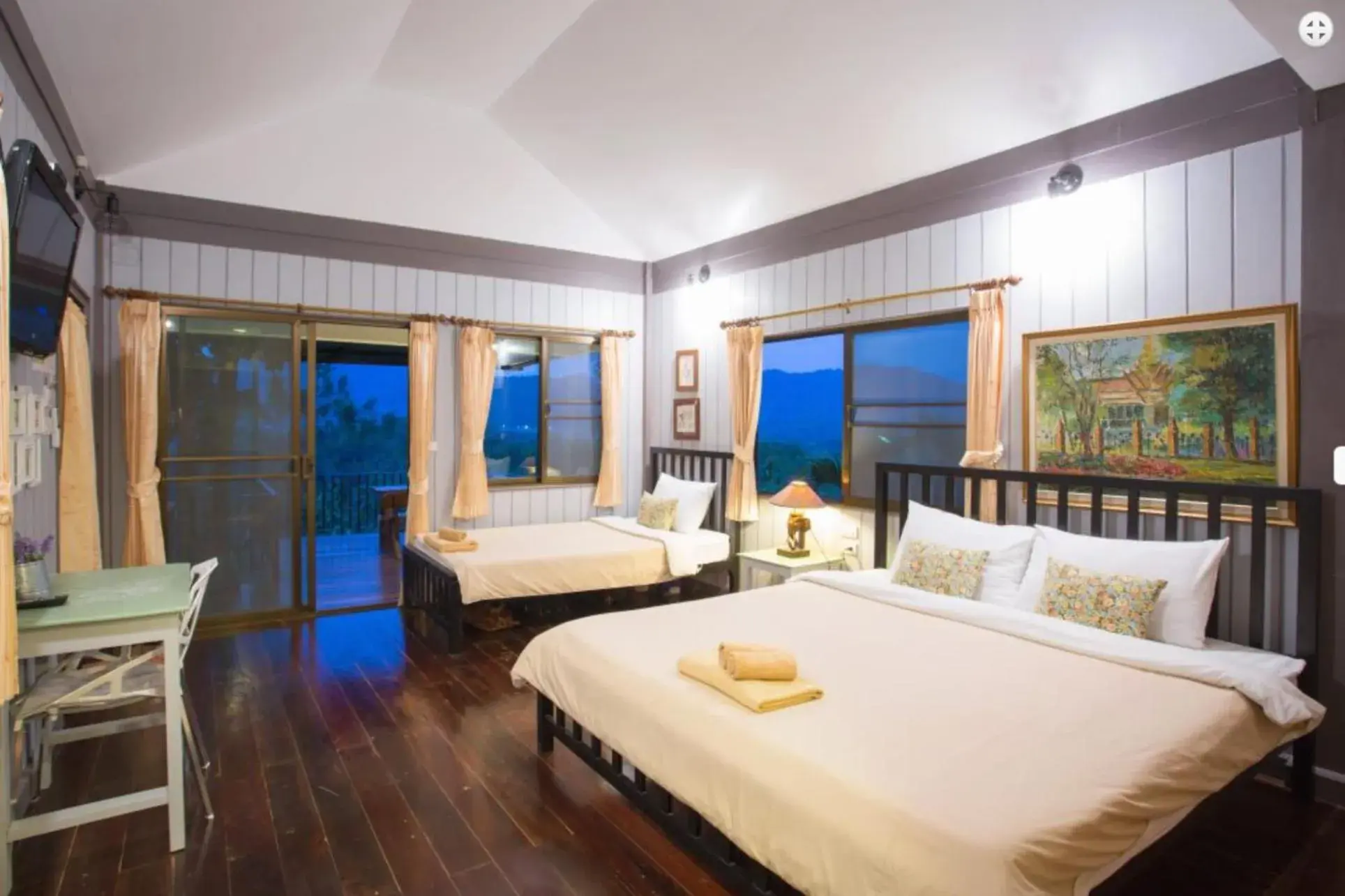 Bed in TonSilp Art Home Bed in TonSilp Art Home