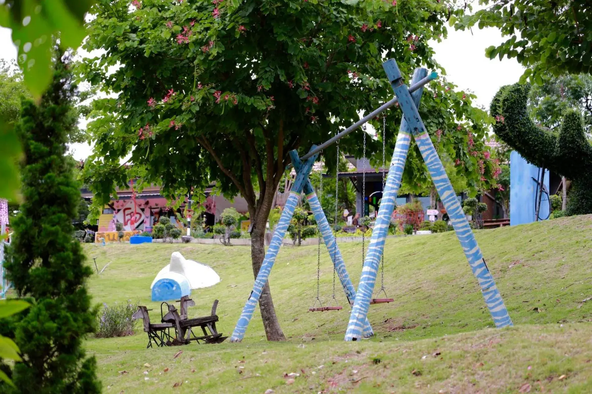 Property building in TonSilp Art Home Property building in TonSilp Art Home