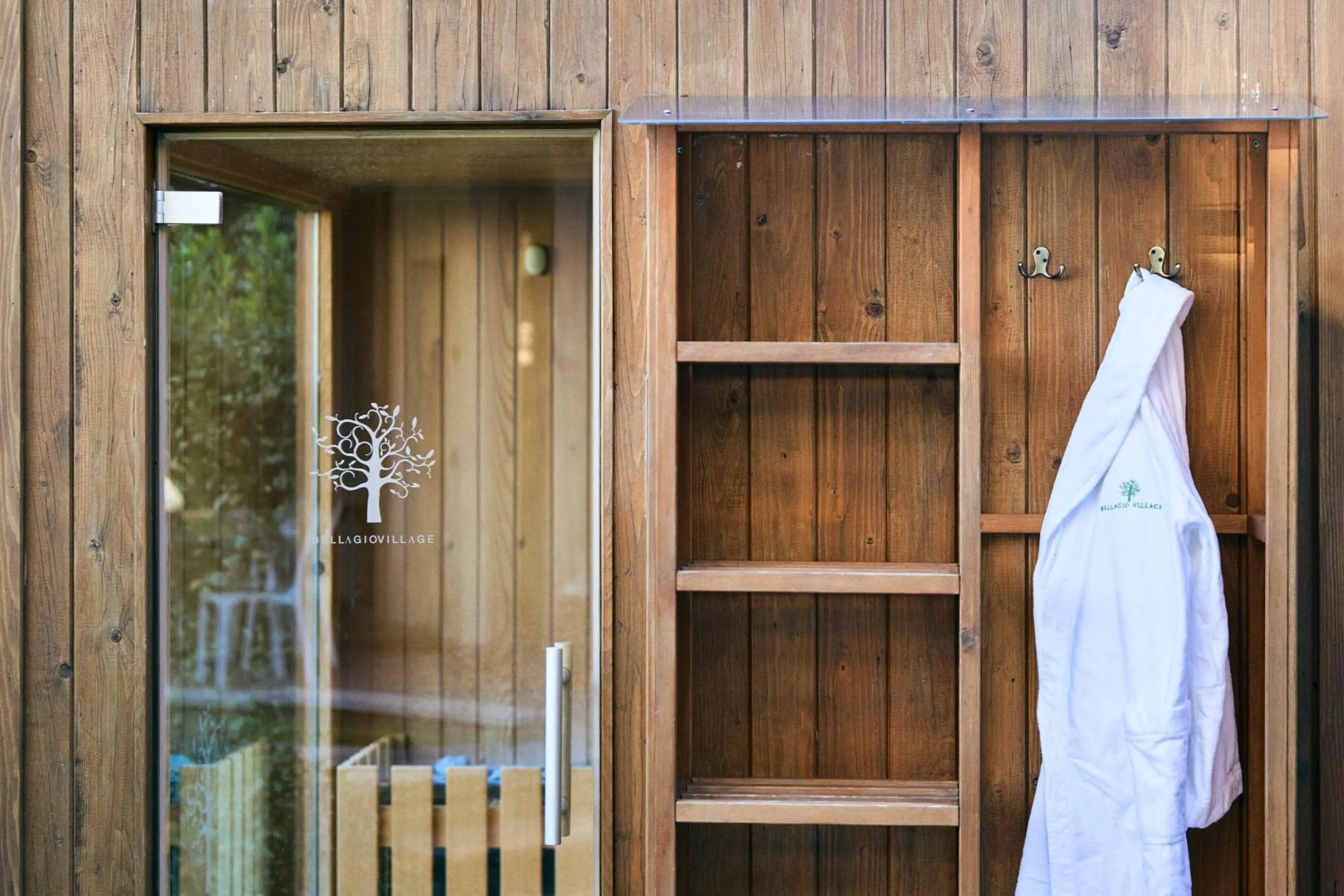 Sauna in Bellagio Village - Holiday Apartments by the Lake - Seasonal Warm Pool and Sauna