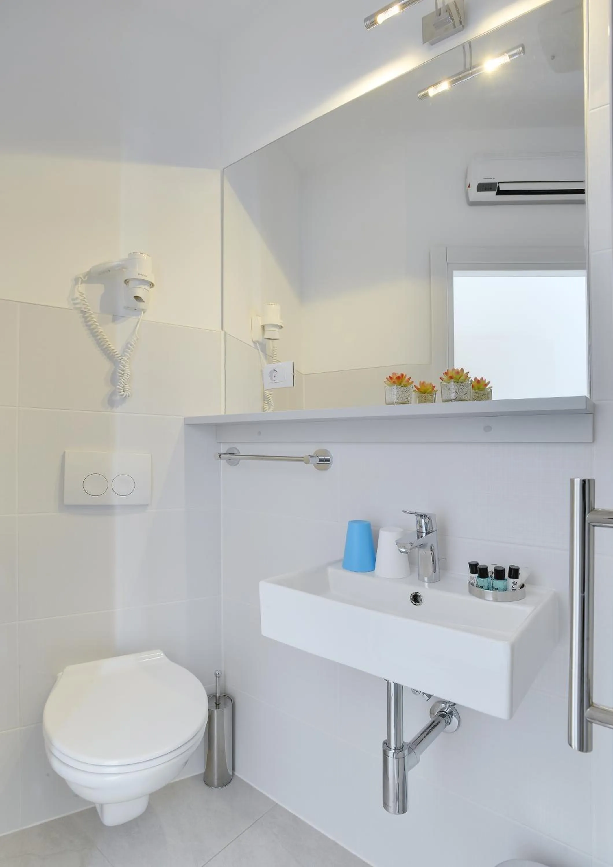 Bathroom in Boutique Suites Joyce