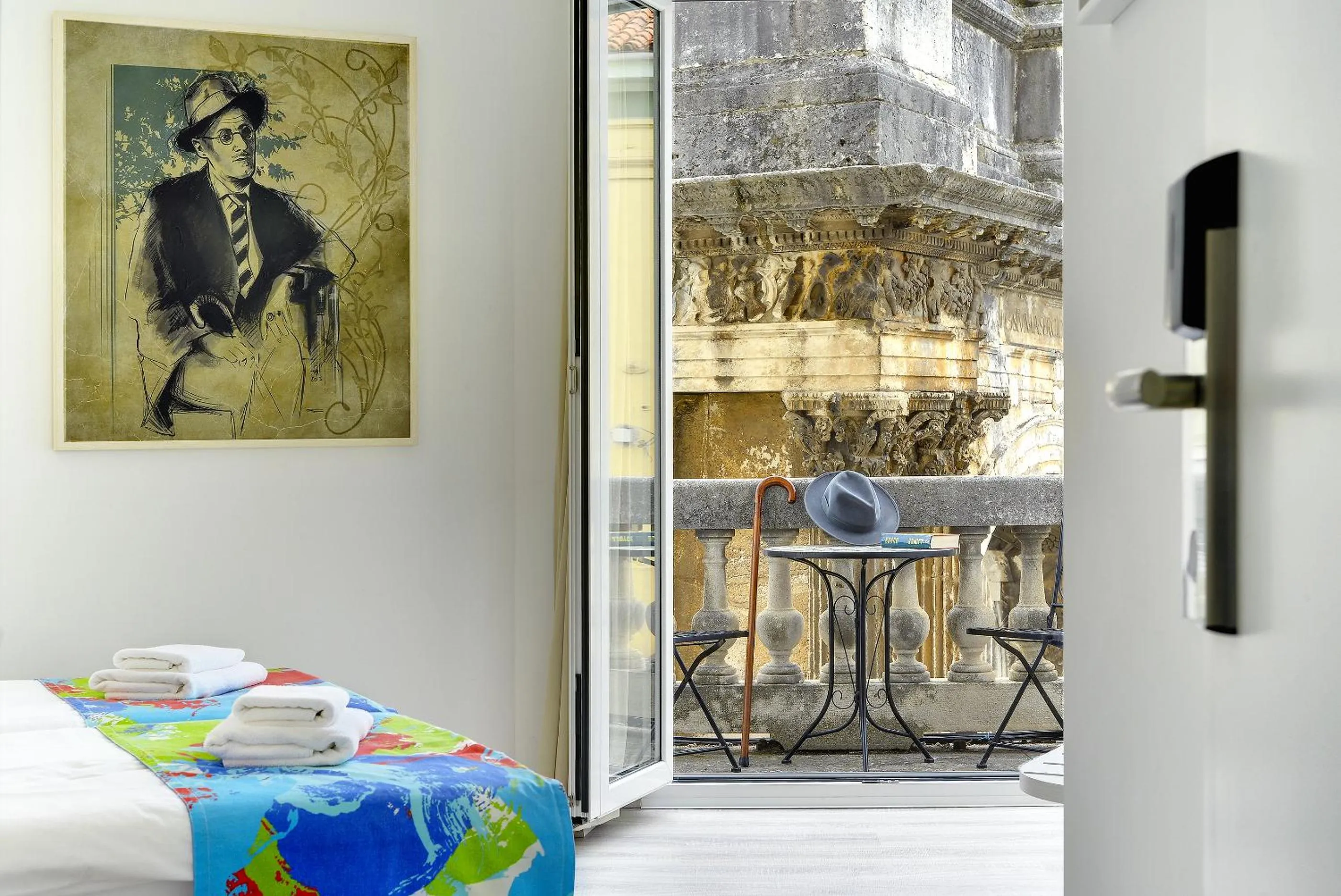 City view, Bed in Boutique Suites Joyce