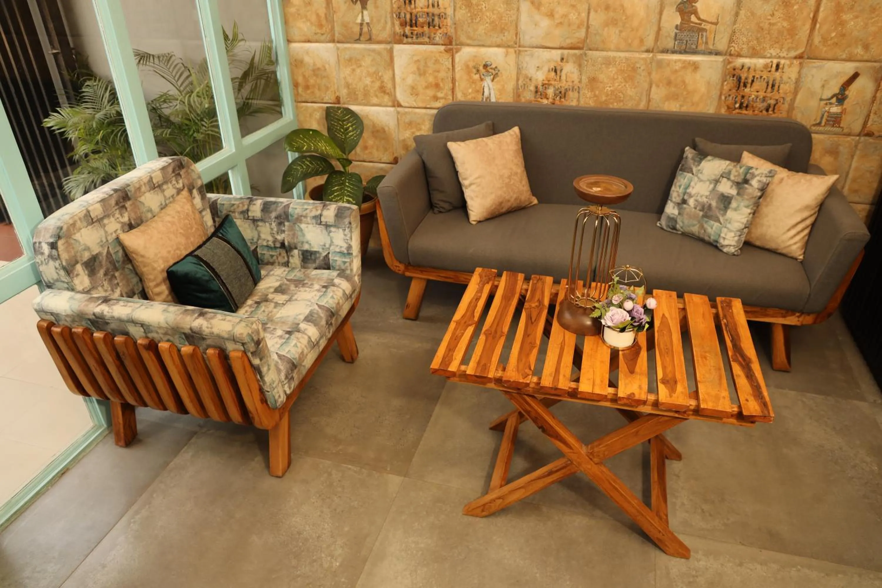 Lobby or reception in Grey Oak Hotel