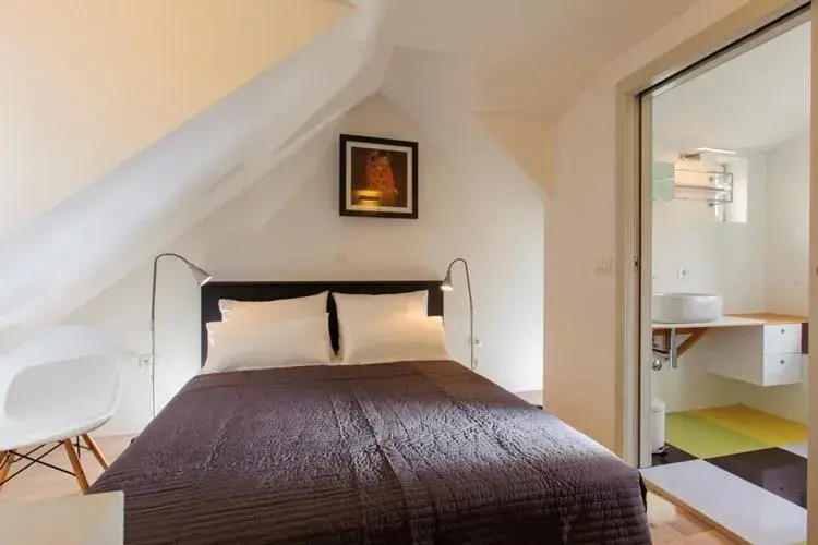 Double Room - Attic in Grgur Ninski Rooms Double Room - Attic in Grgur Ninski Rooms