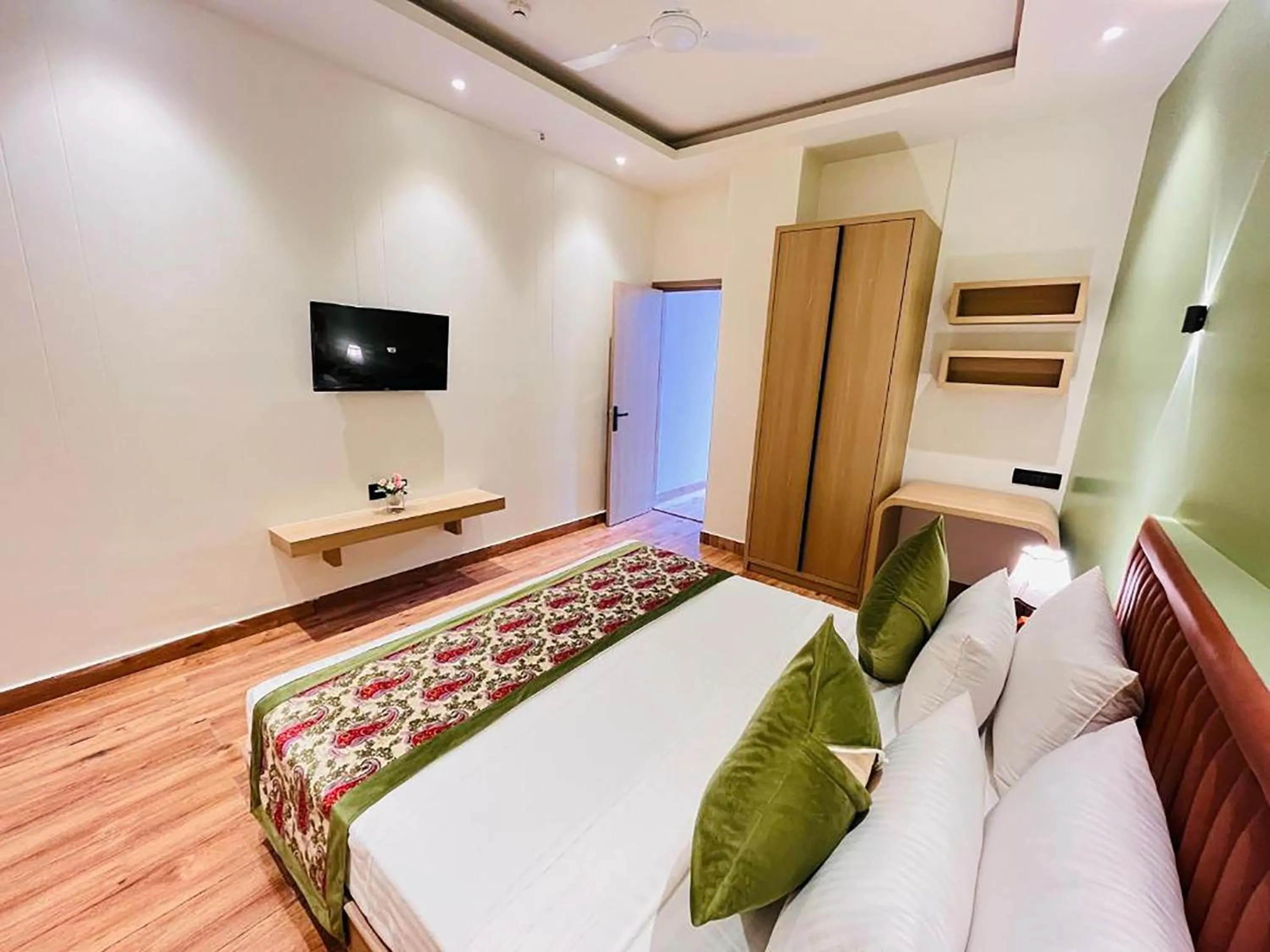 Bed in Hotel Punj E Tara Anand Vihar Vaishali Ghaziabad