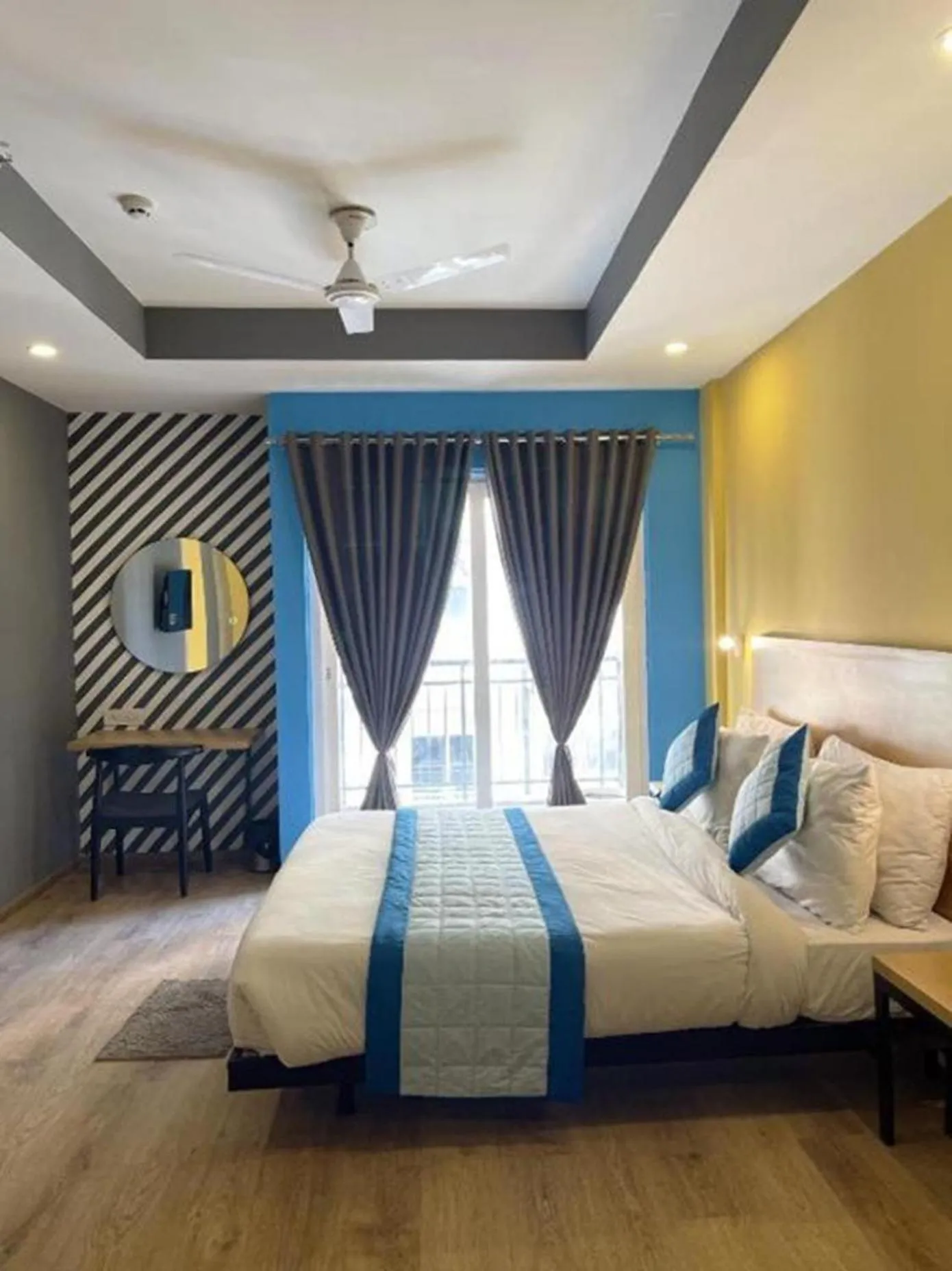 Bed in The Roseman Hotel & Suites