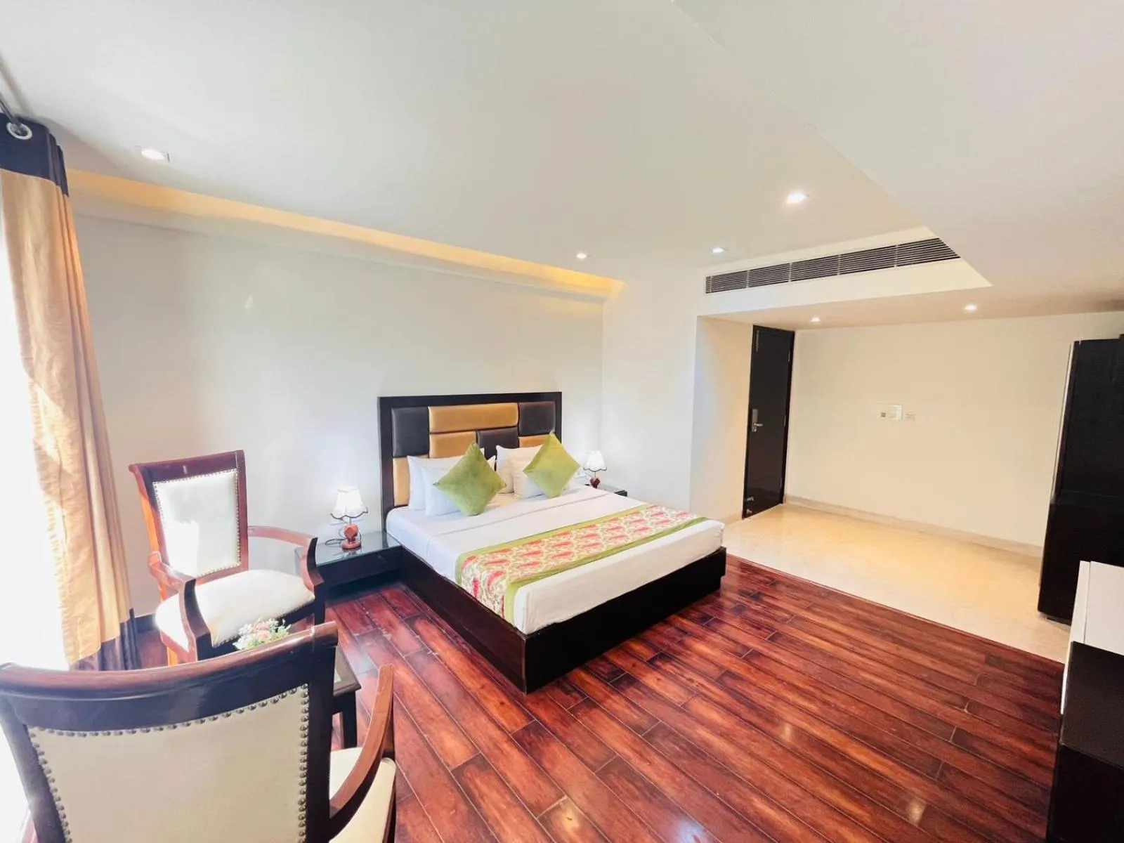 Bed in Hotel Grand Stay