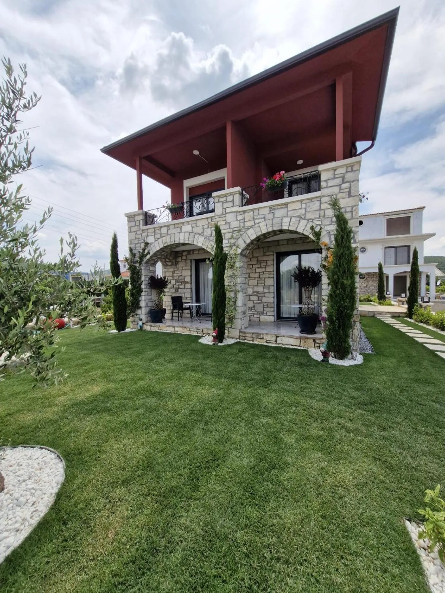 Property building in Velder House Urla