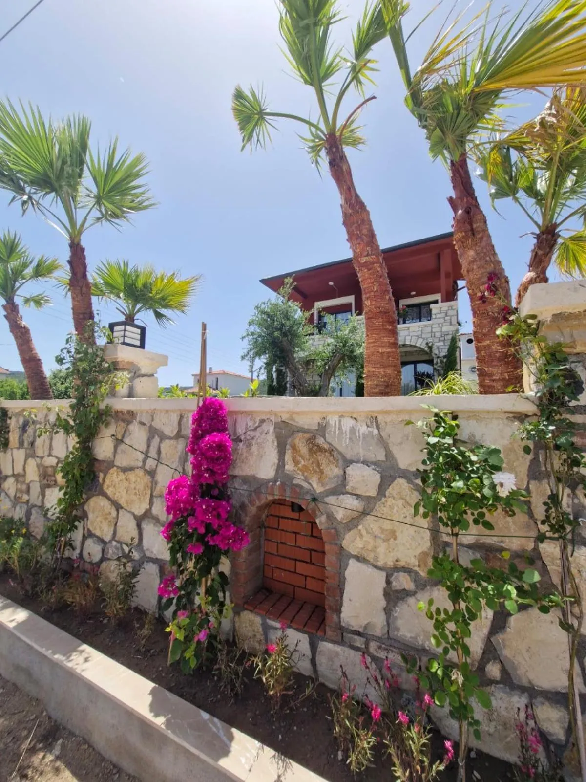 Day in Velder House Urla