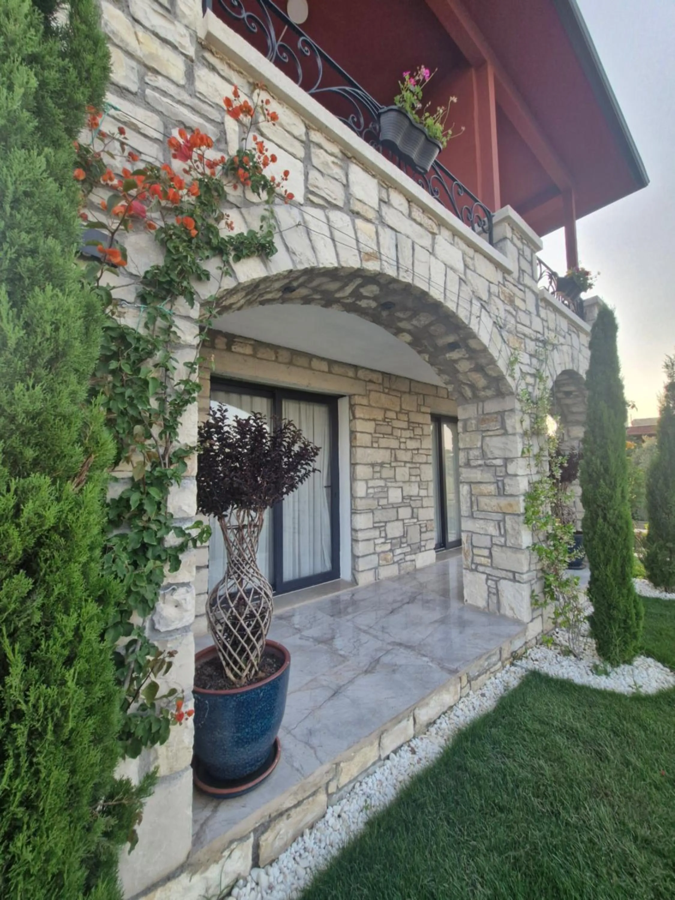 Property building in Velder House Urla