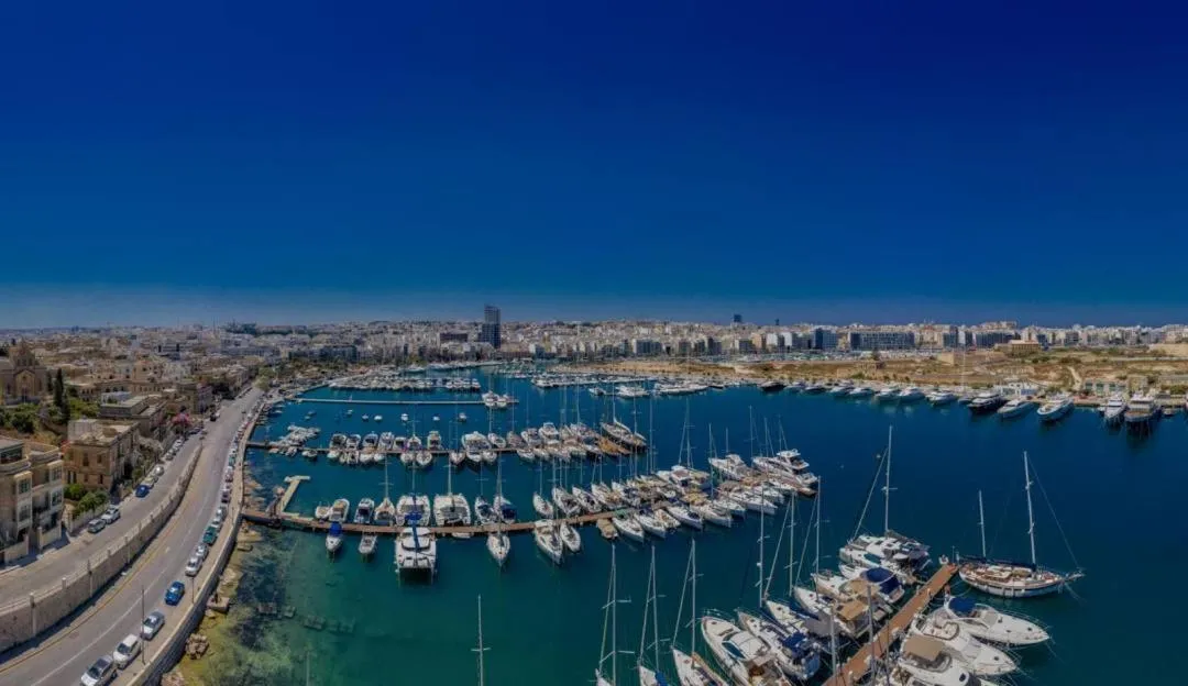 Nearby landmark in Stunning 2BR penthouse with harbour view & BBQ by 360 Estates