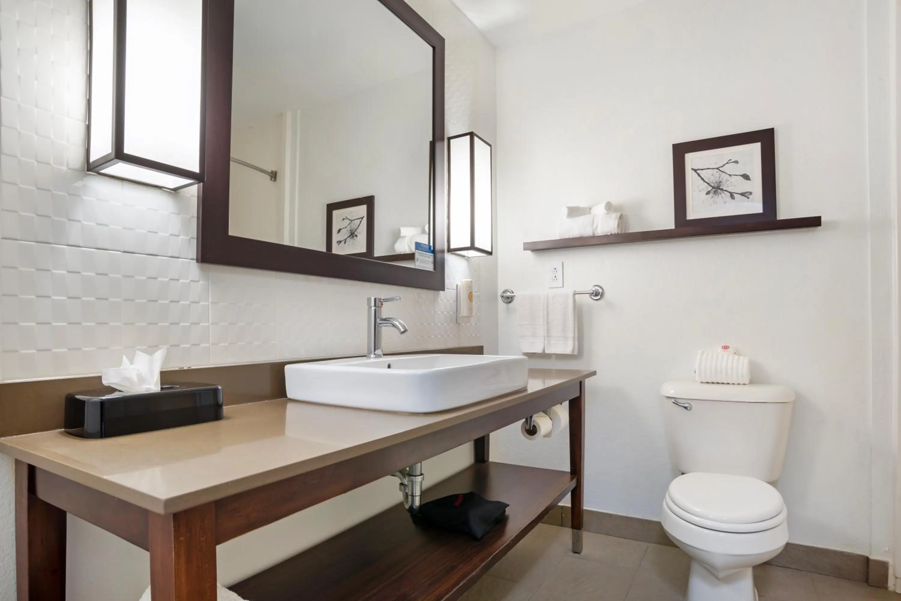 Bathroom in Comfort Inn & Suites