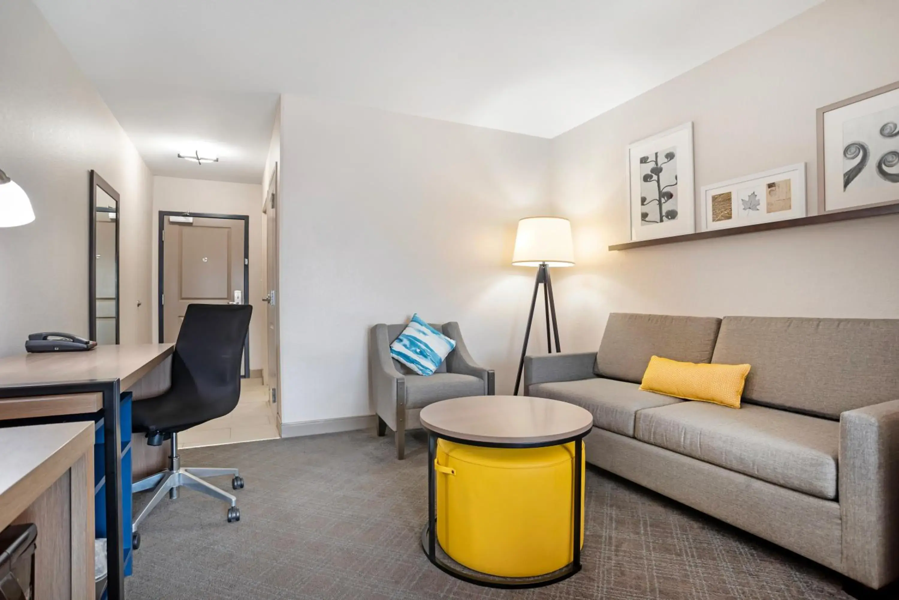 King Studio Suite with Sofa Bed - Non-Smoking in Comfort Inn & Suites King Studio Suite with Sofa Bed - Non-Smoking in Comfort Inn & Suites