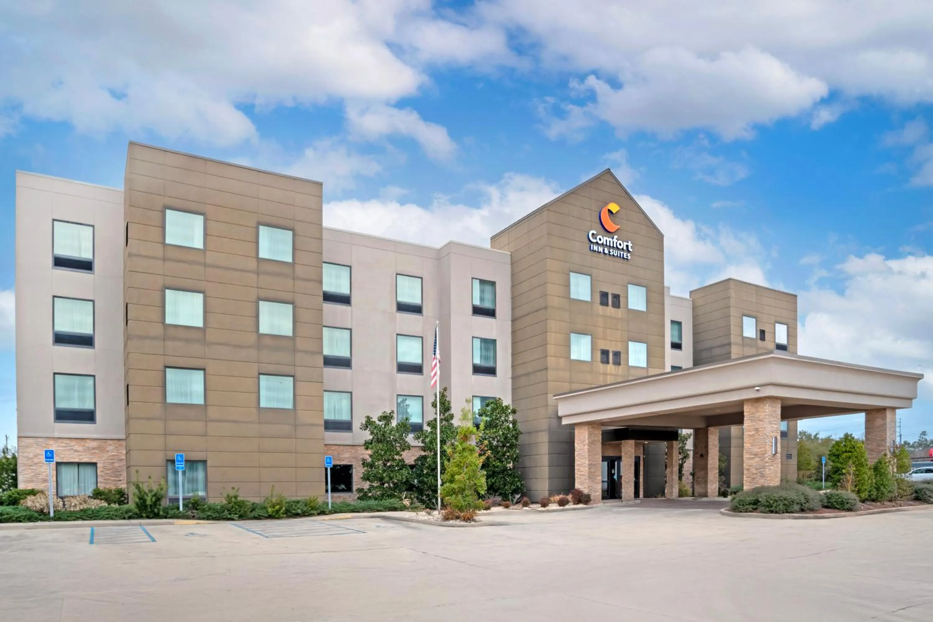 Property building in Comfort Inn & Suites
