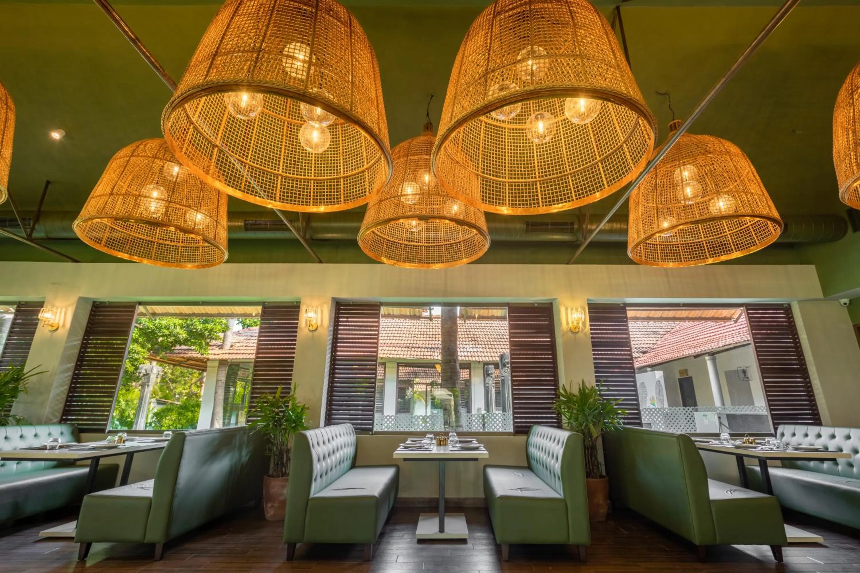 Restaurant/places to eat in Green Meadows Resort