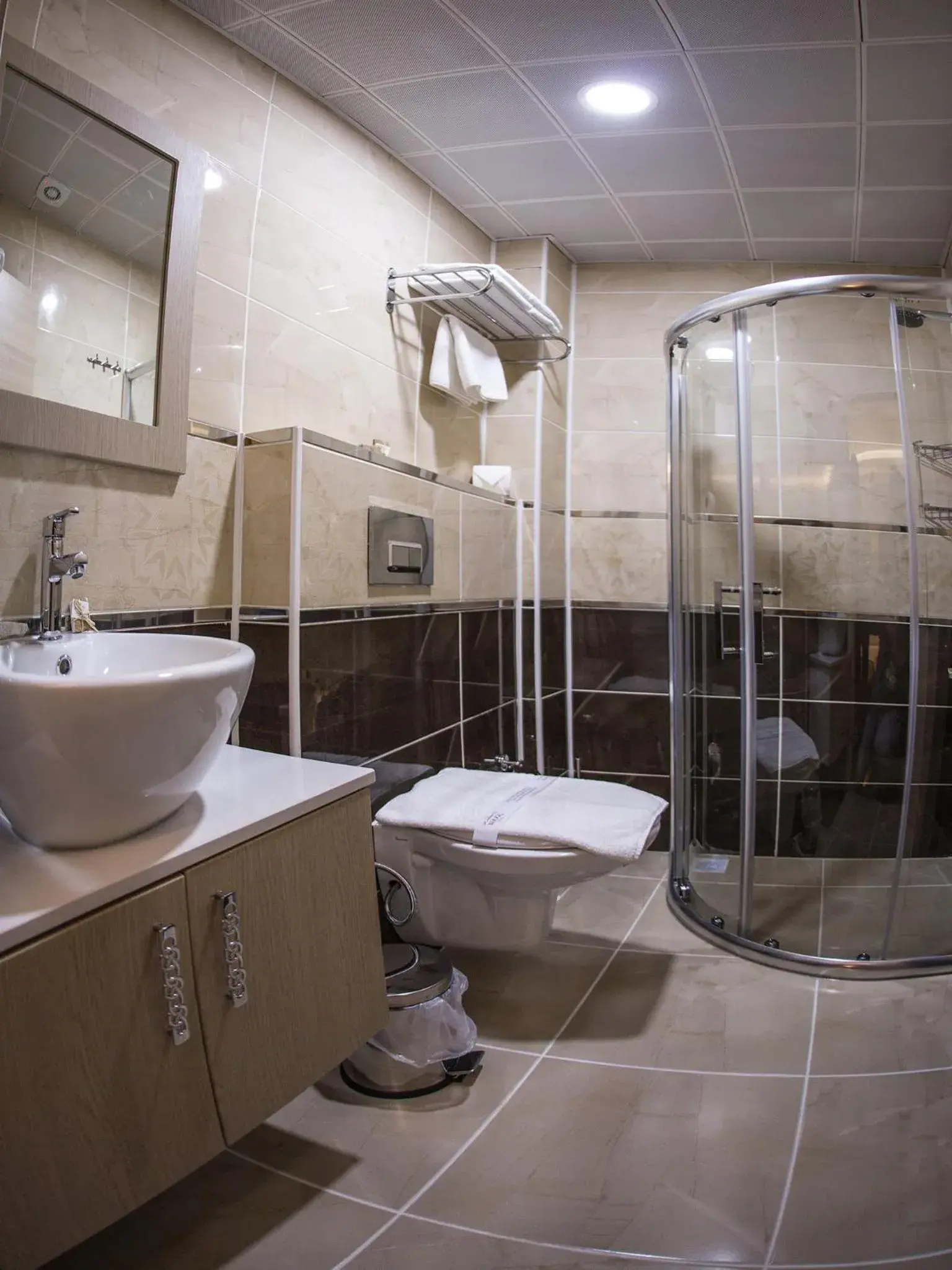 Restaurant/places to eat in Payidar Hotel Restaurant/places to eat in Payidar Hotel