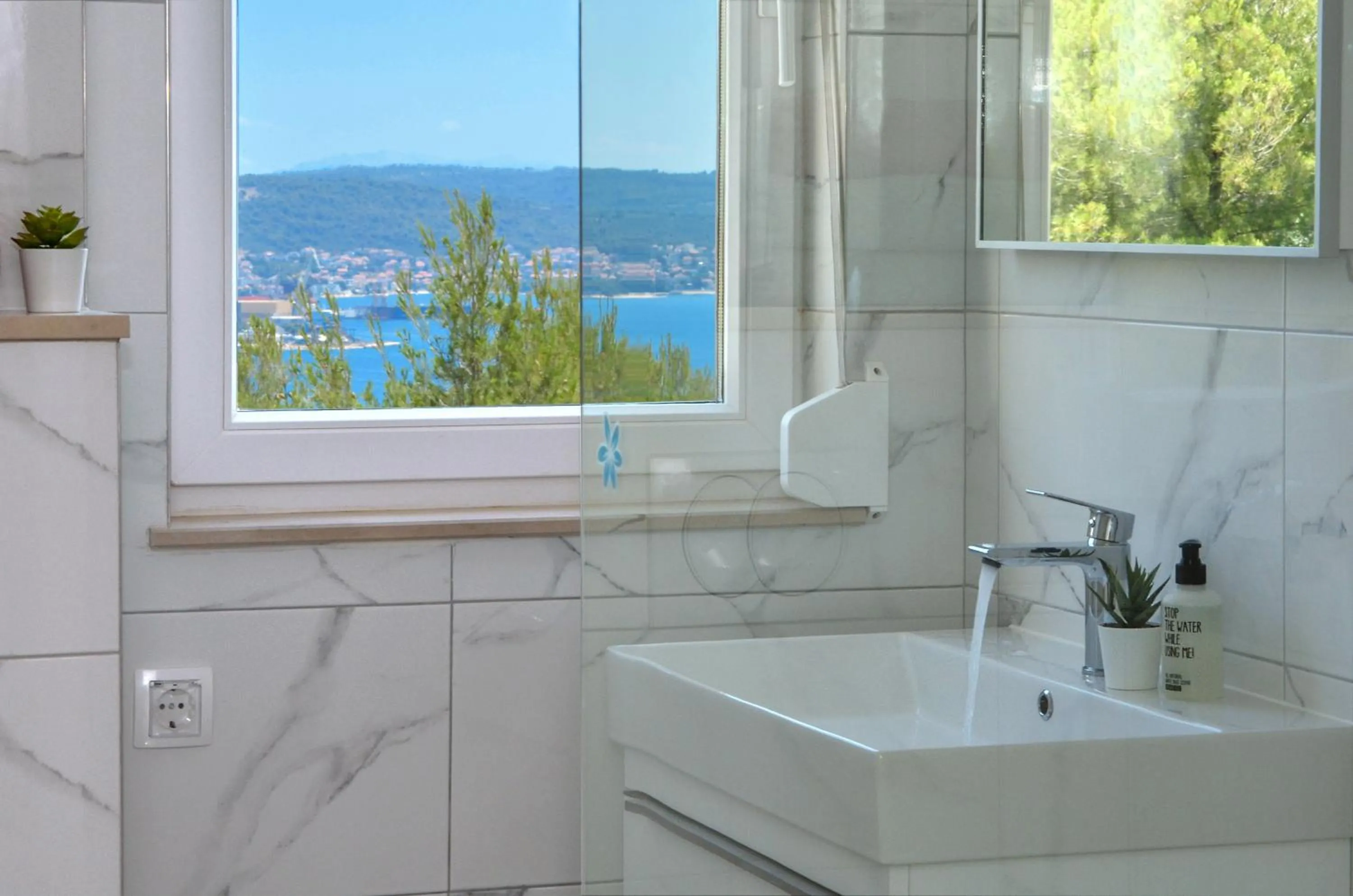 Bathroom in Apartment Elza