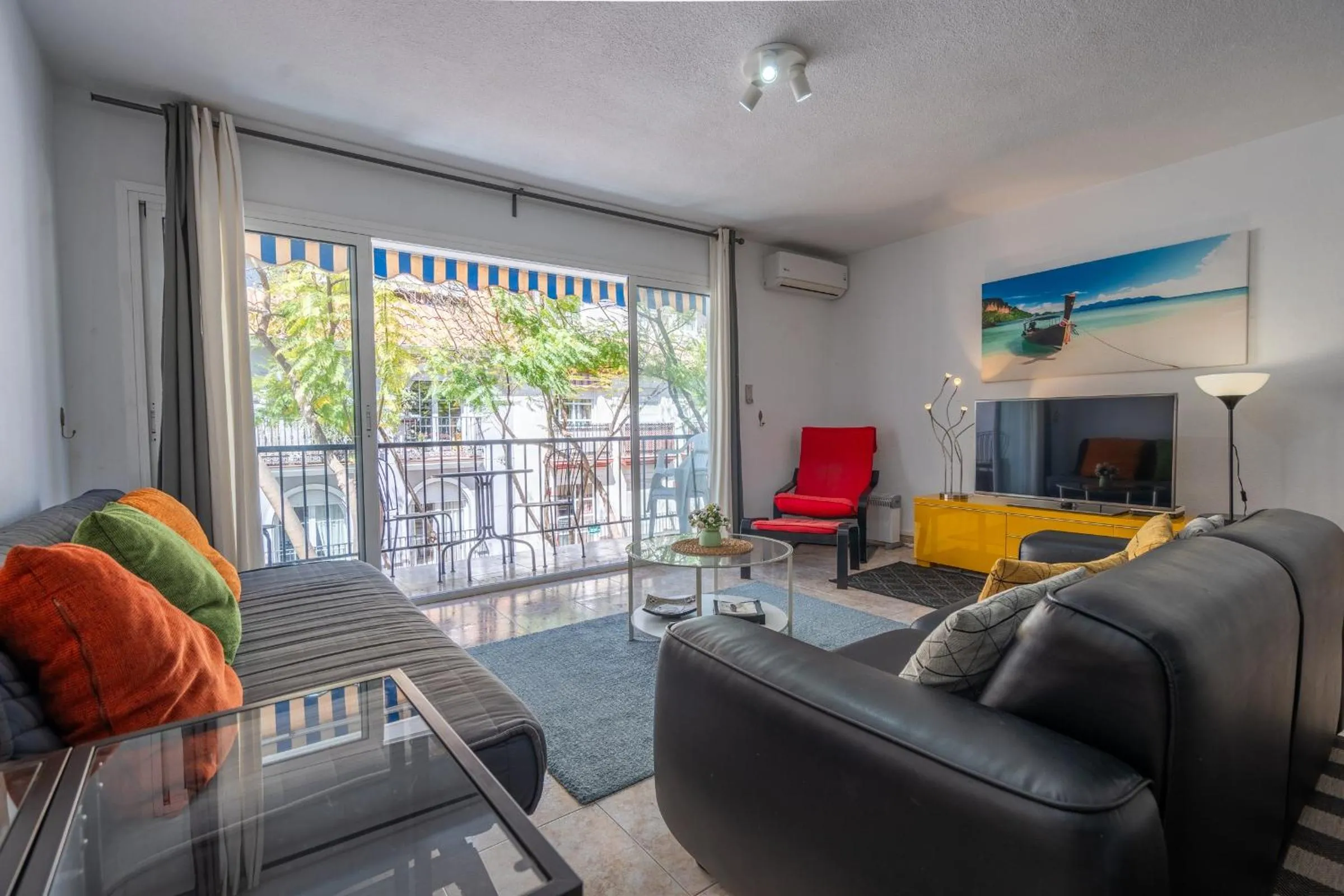 Seaside 3 bedroom Condo 50m beach in Costa del Sol