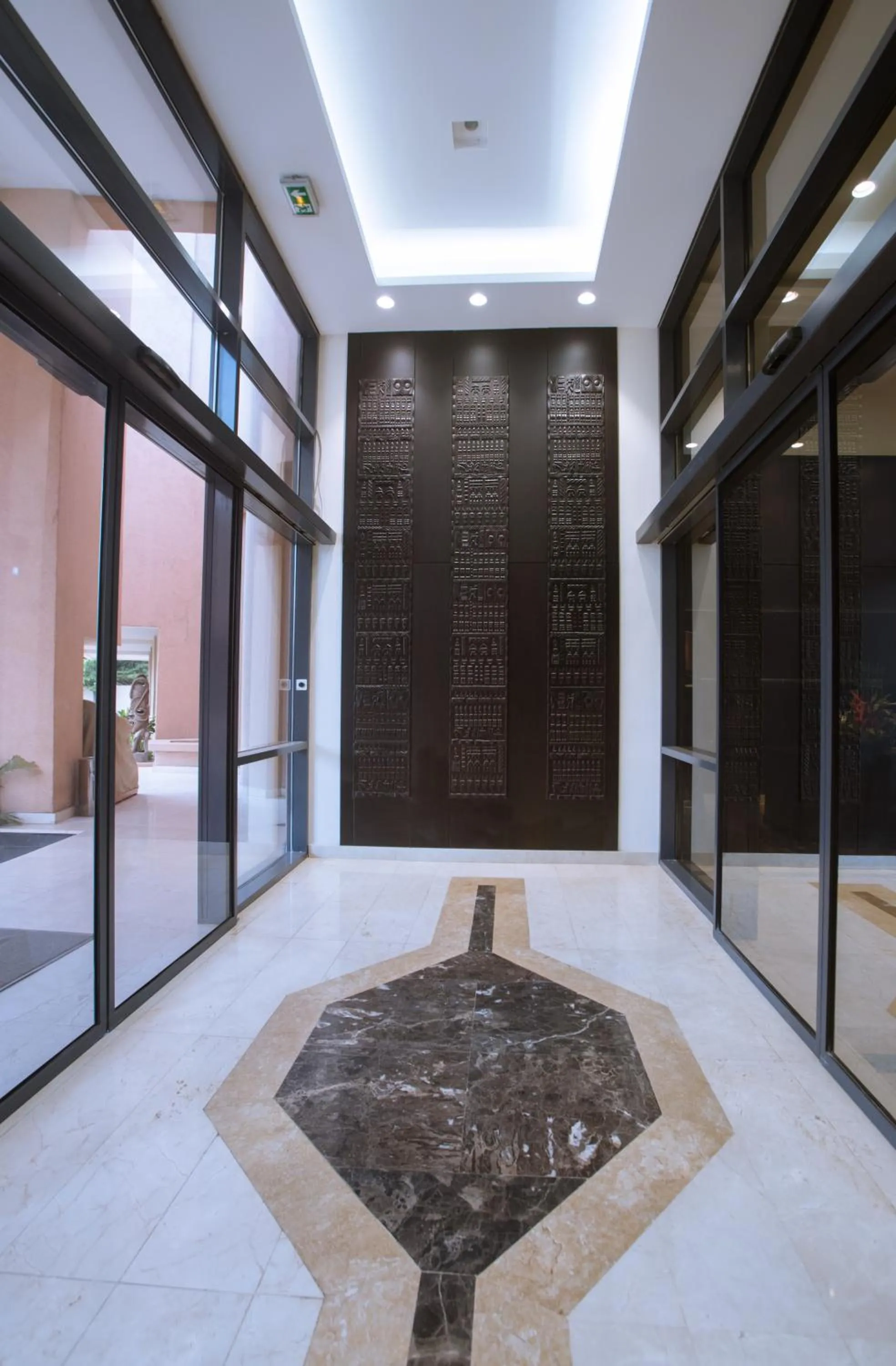 Facade/entrance in Azalaï Hôtel Bamako