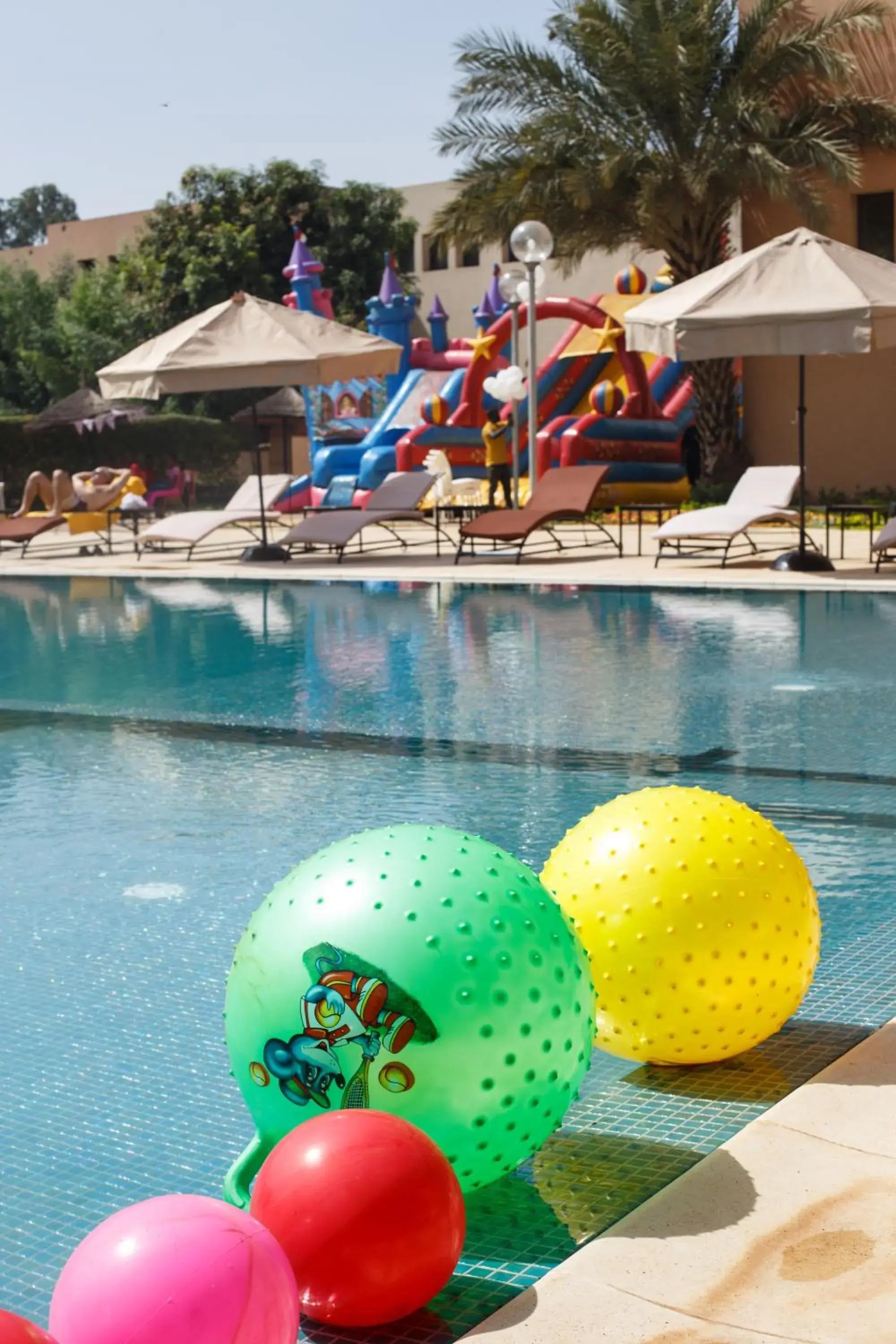 Swimming pool in Azalaï Hôtel Bamako Swimming pool in Azalaï Hôtel Bamako