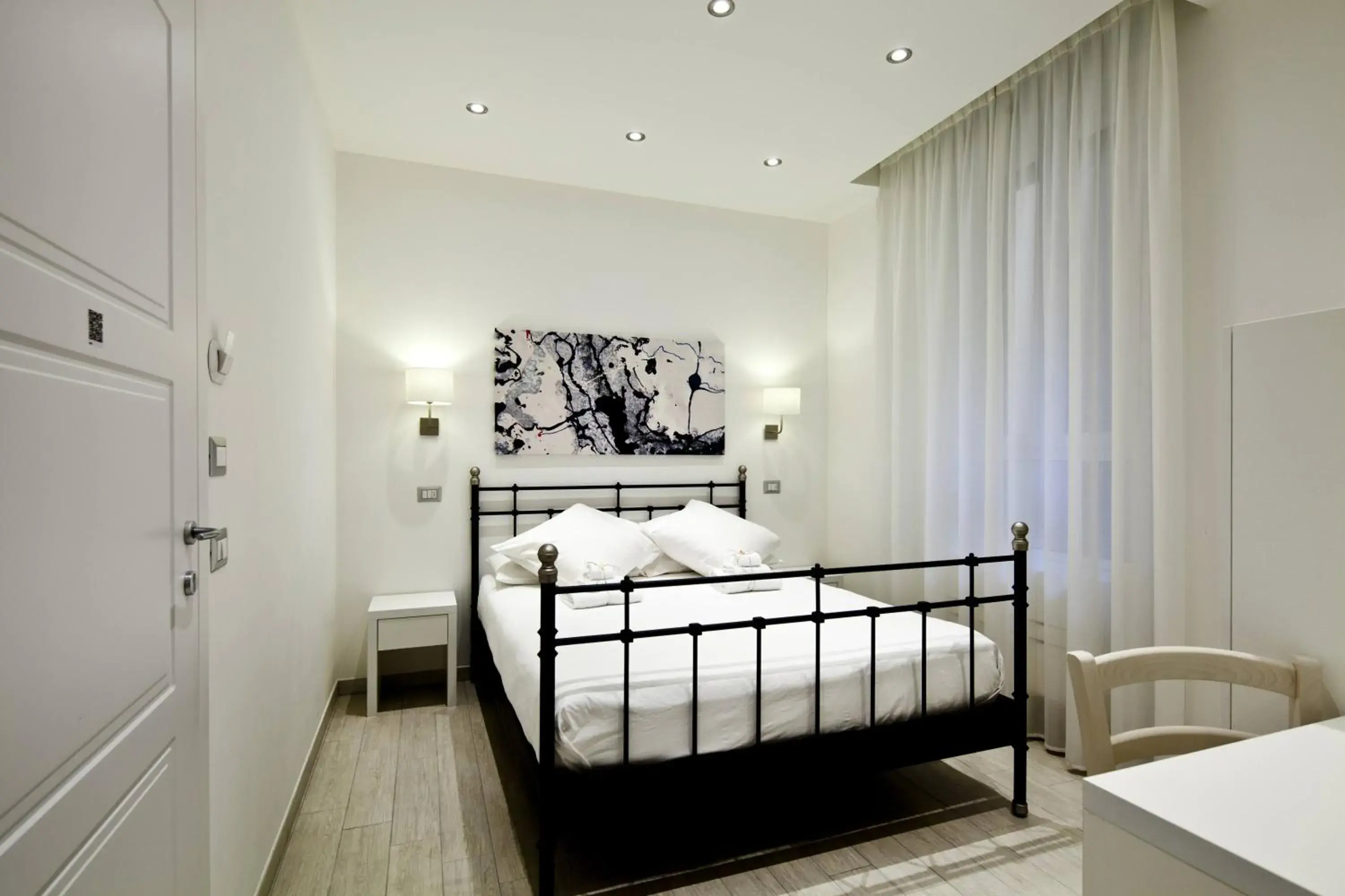 Standard King Room in Affittacamere Arosio Standard King Room in Affittacamere Arosio