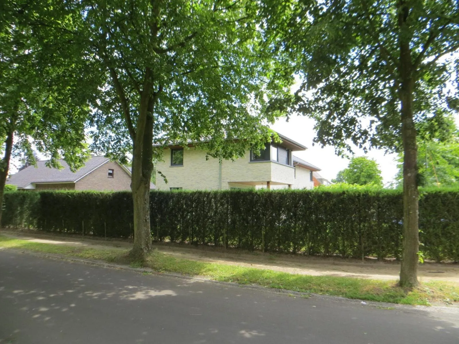 Property building in Bed and breakfast Mentari