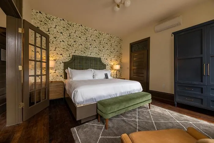 King Suite in Hotel Pontotoc