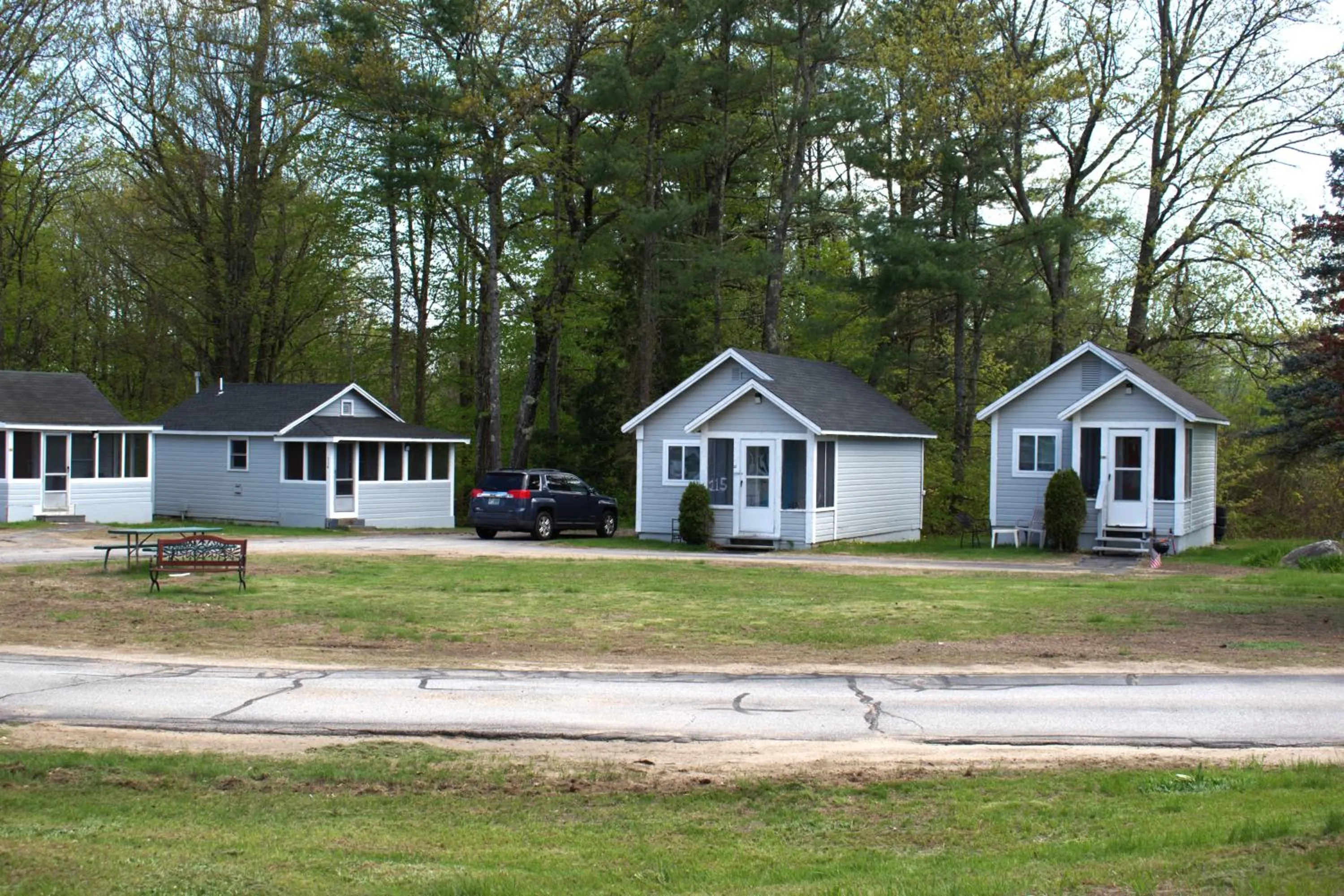 Property building in Pilgrim Inn & Cottages