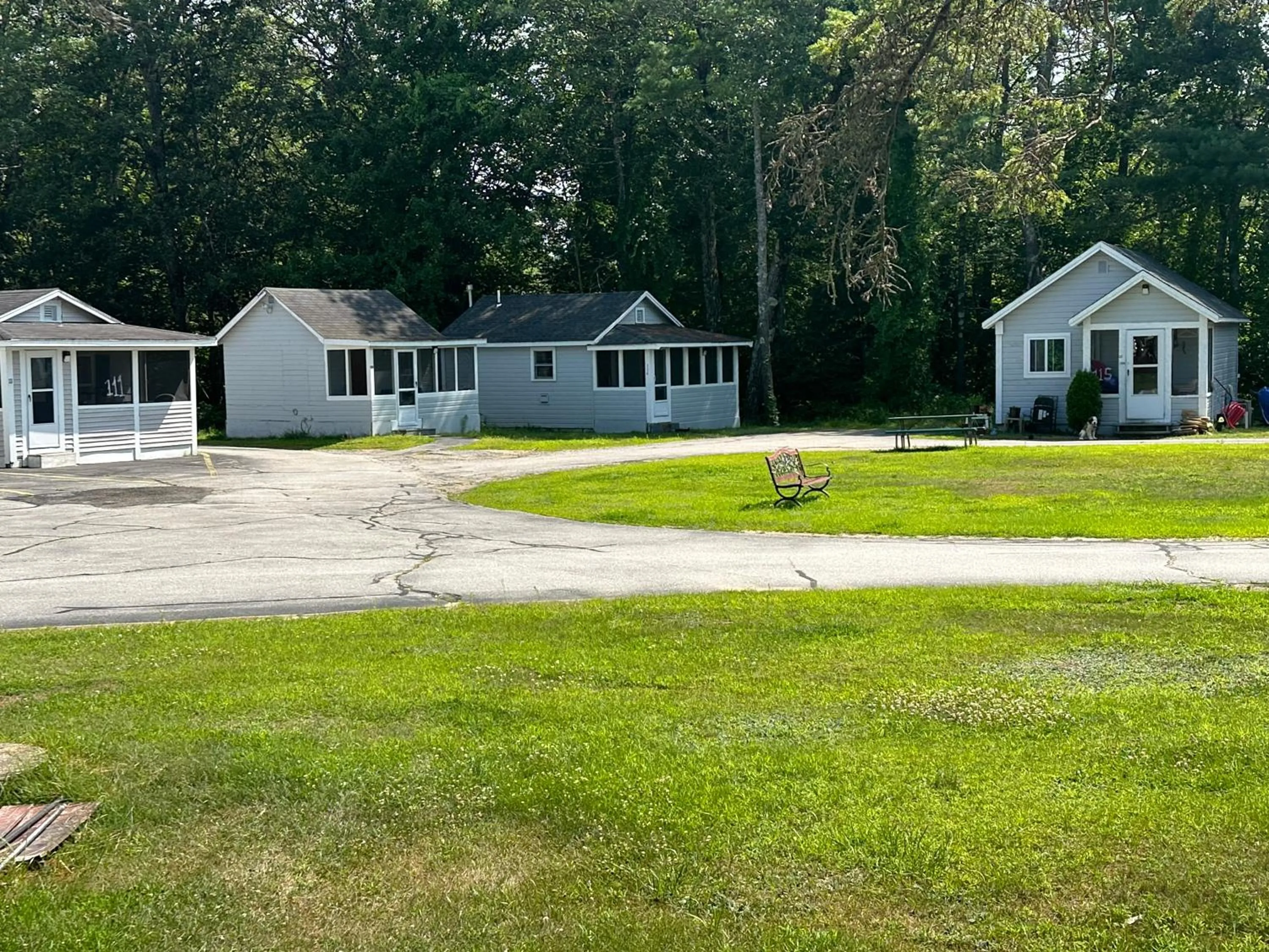 Pilgrim Inn & Cottages