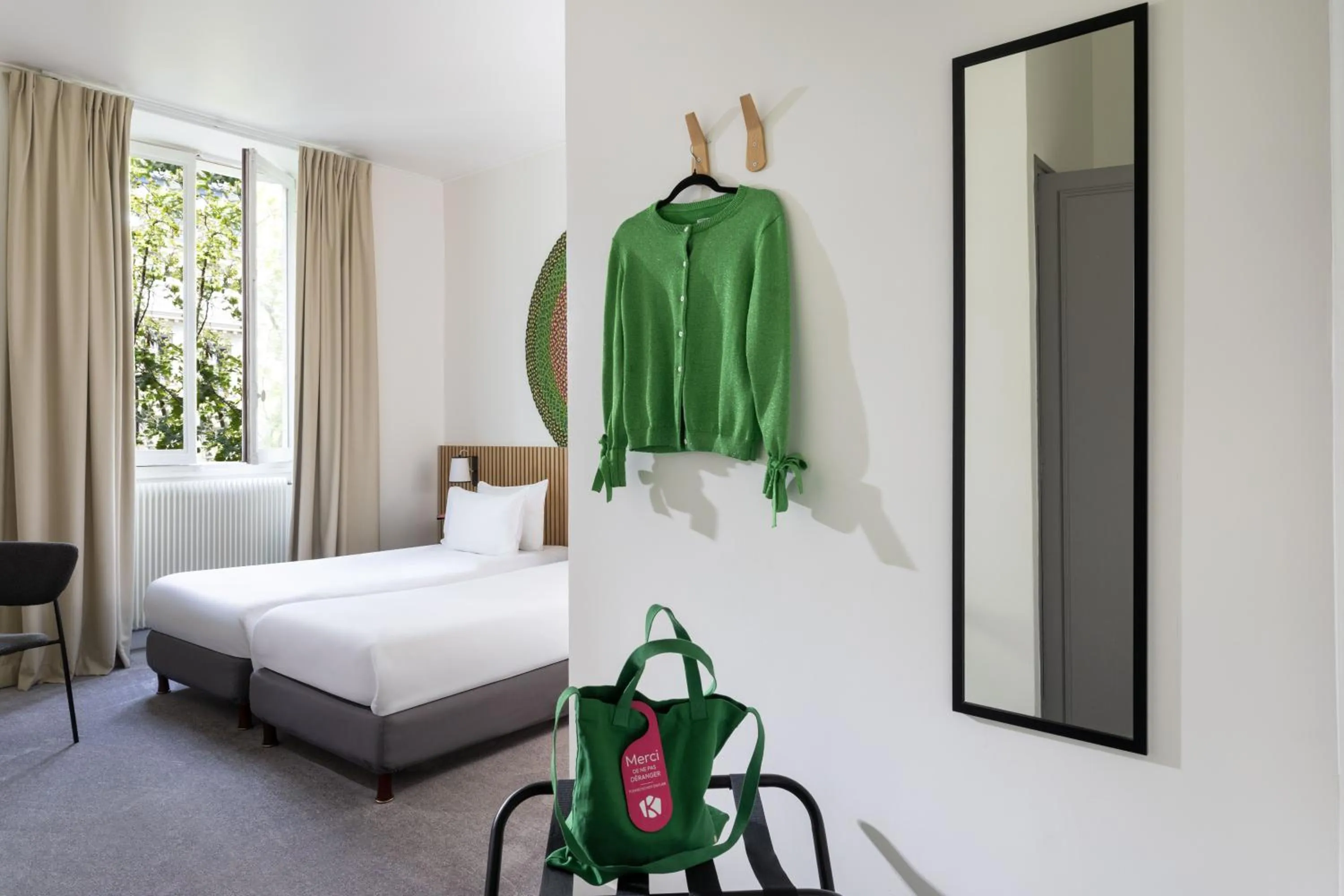 Bedroom, Bed in Hôtel Korner Châtelet