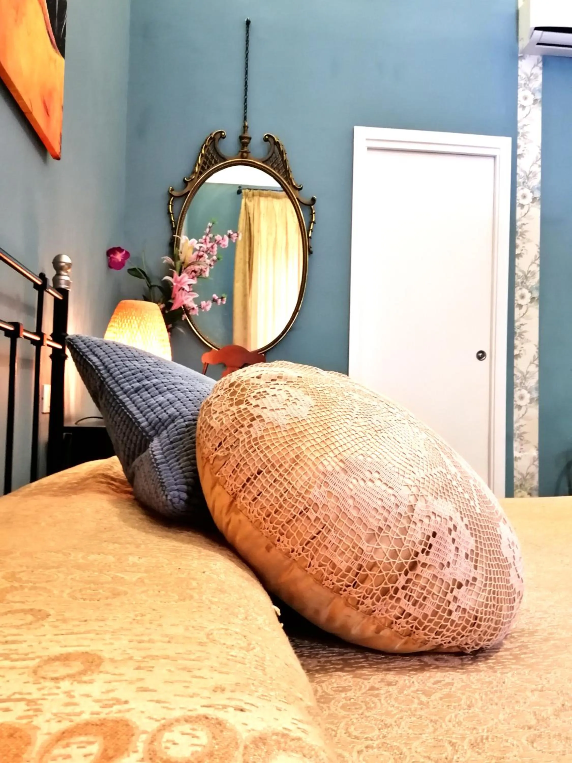 Decorative detail, Bed in B&B Centro900