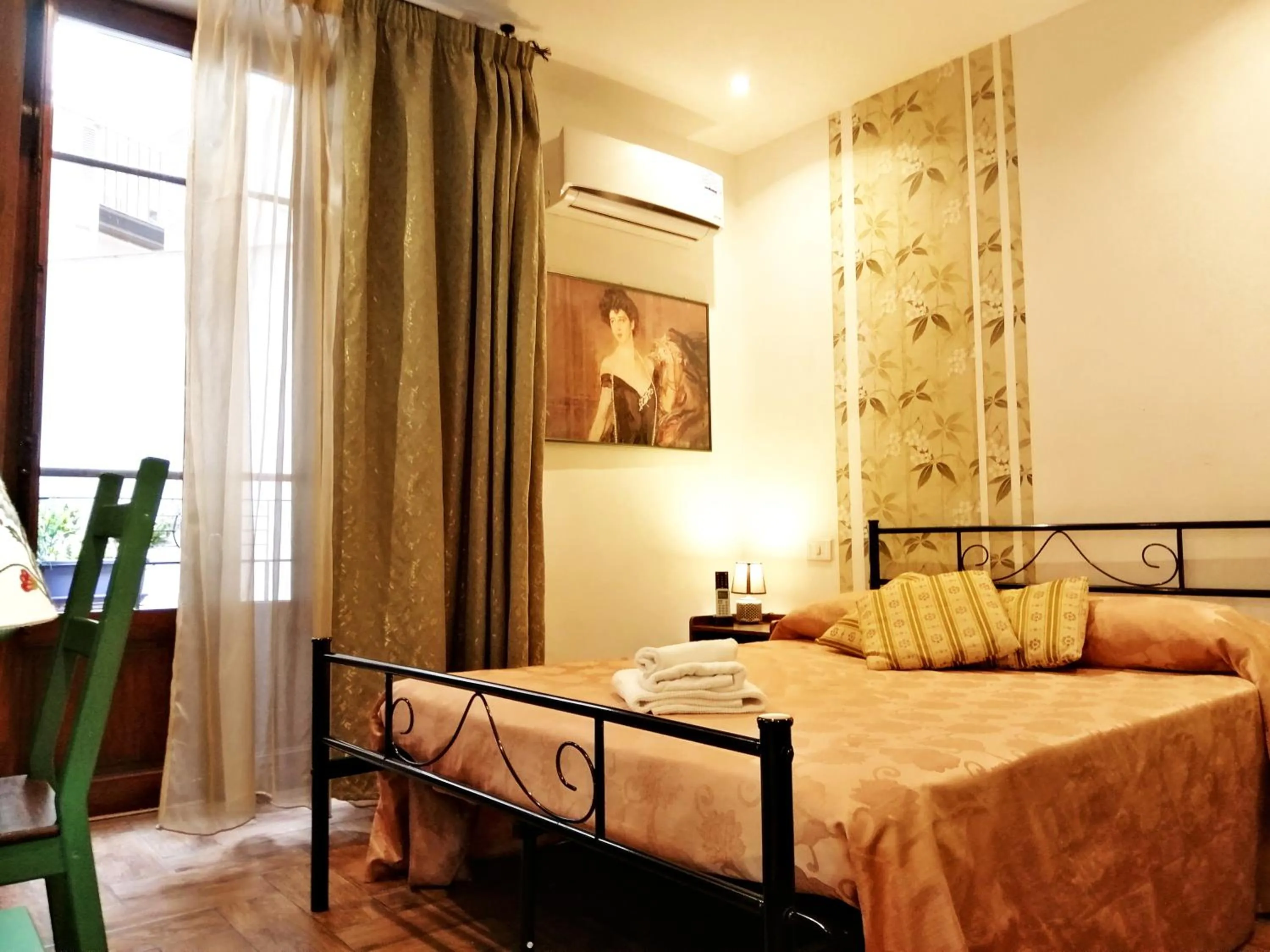 Photo of the whole room, Bed in B&B Centro900