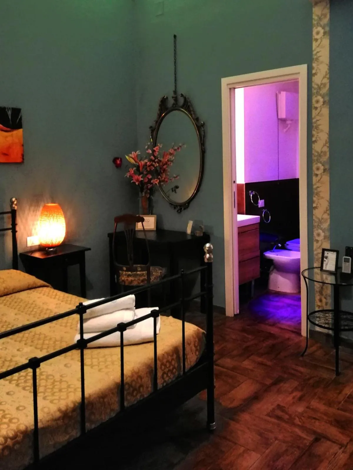 Photo of the whole room, Bed in B&B Centro900