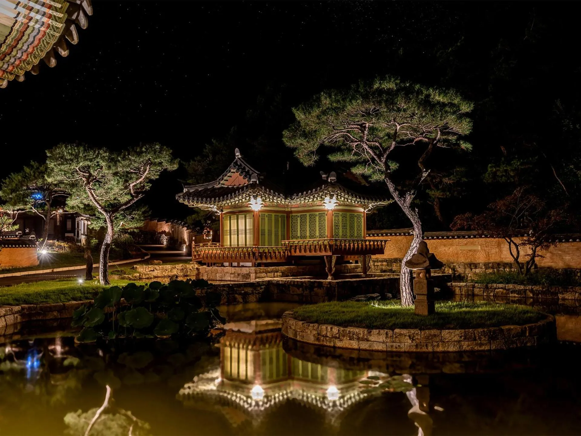 Pavilion Room in Rakkojae Hahoe Hanok Hotel