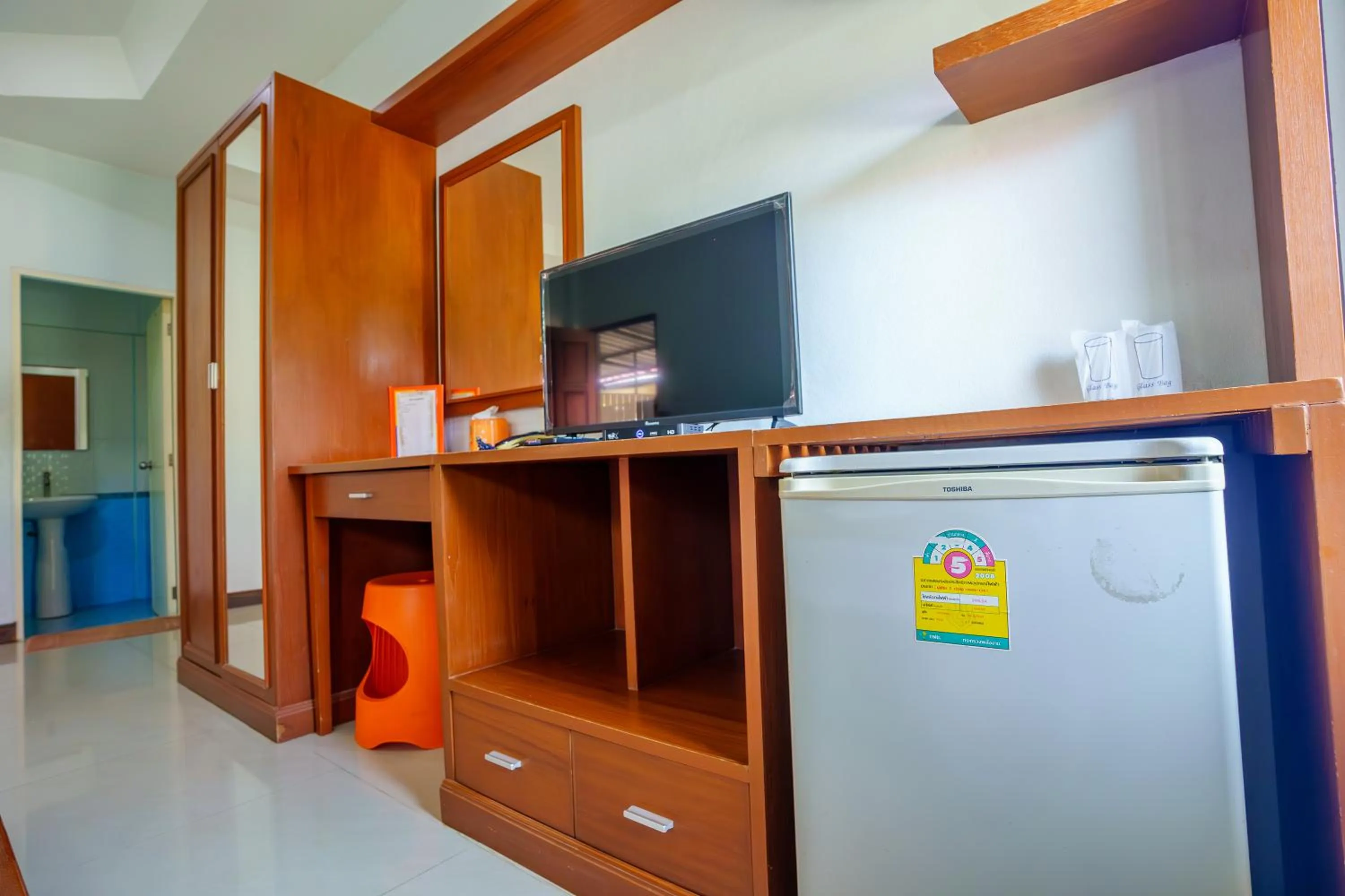 wardrobe in Kebtawan Resort