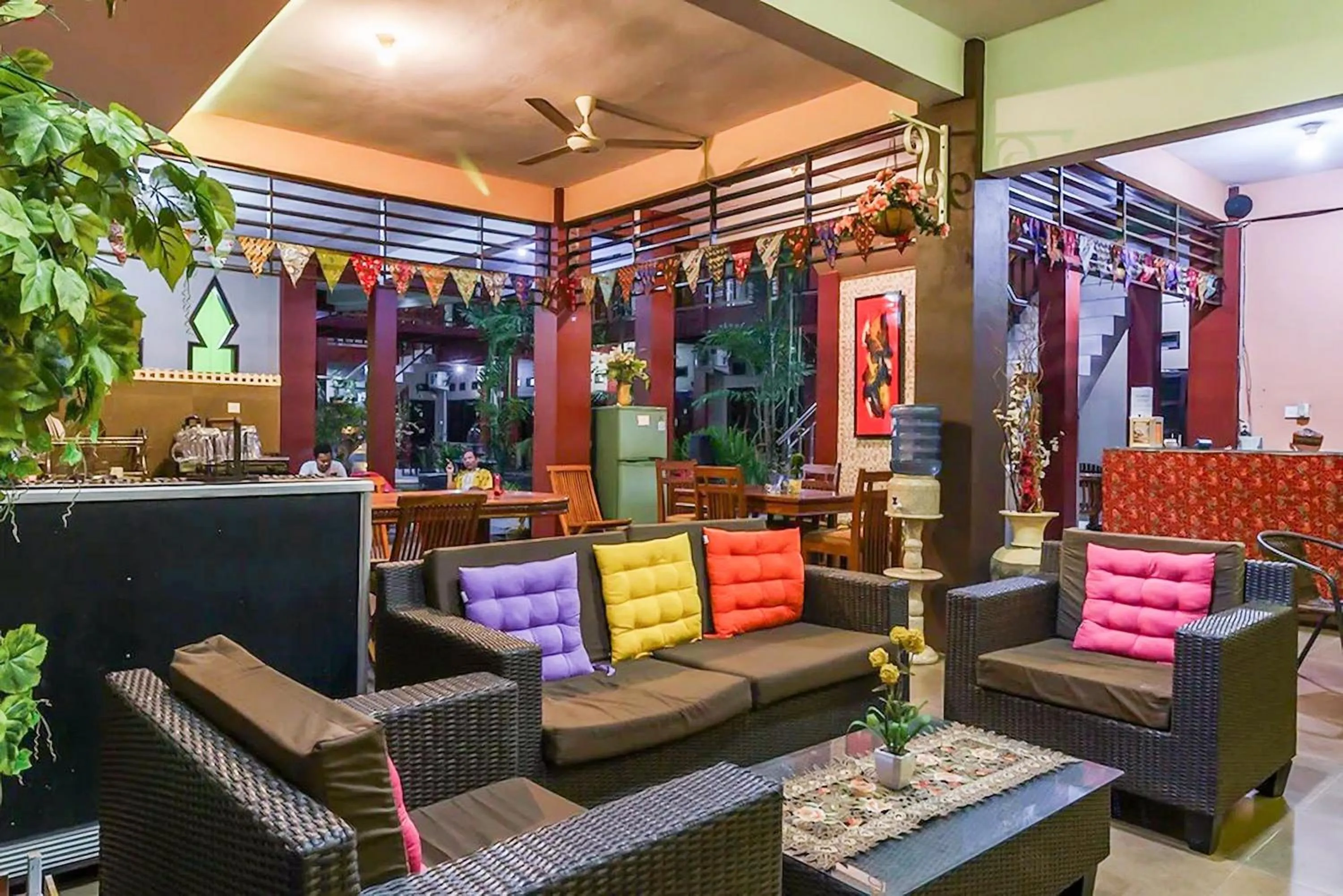 Seating area in Sans Hotel Grand Jitra Syariah Bengkulu